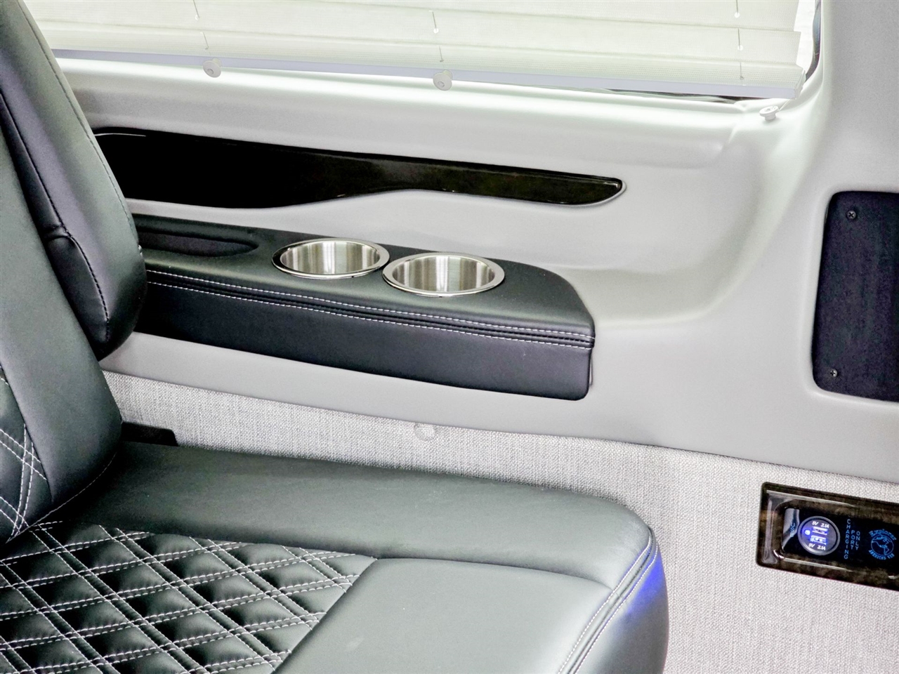 Chevrolet Express Cargo Van  2025