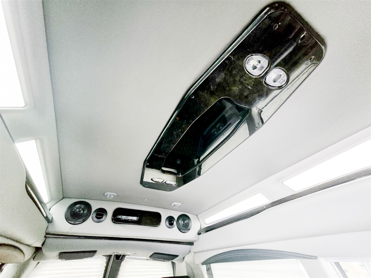 Chevrolet Express Cargo Van  2025