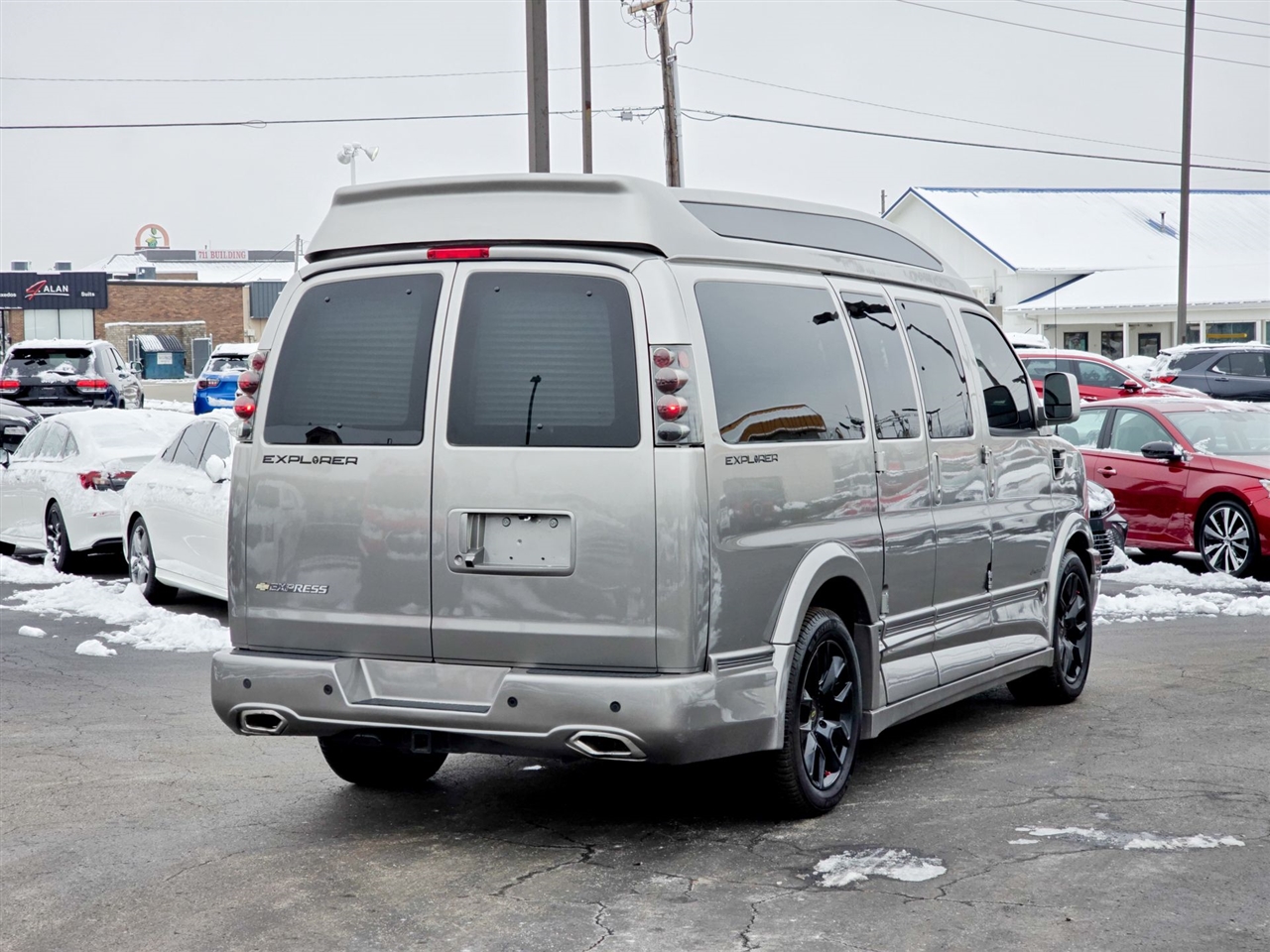 Chevrolet Express Cargo Van  2025