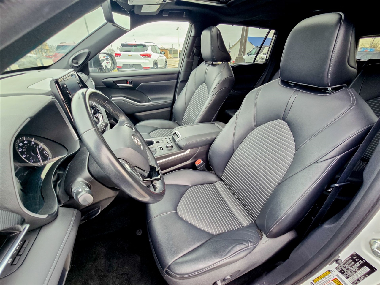 Toyota Highlander  2021