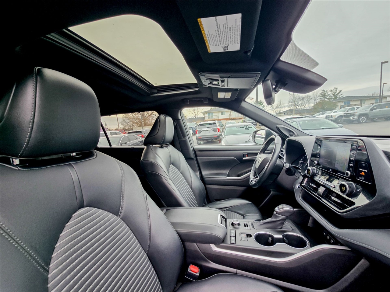 Toyota Highlander  2021