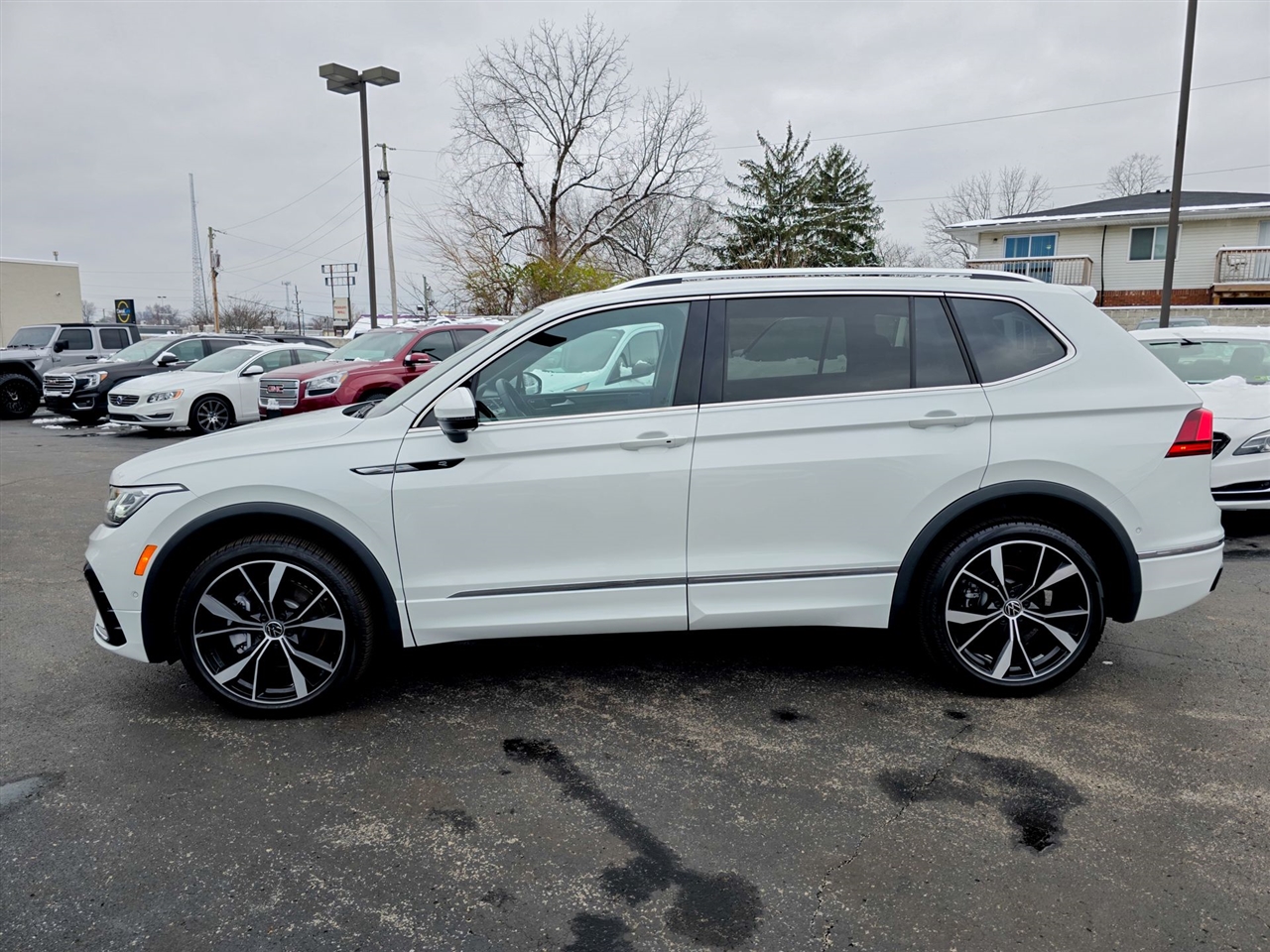 Volkswagen Tiguan  2024