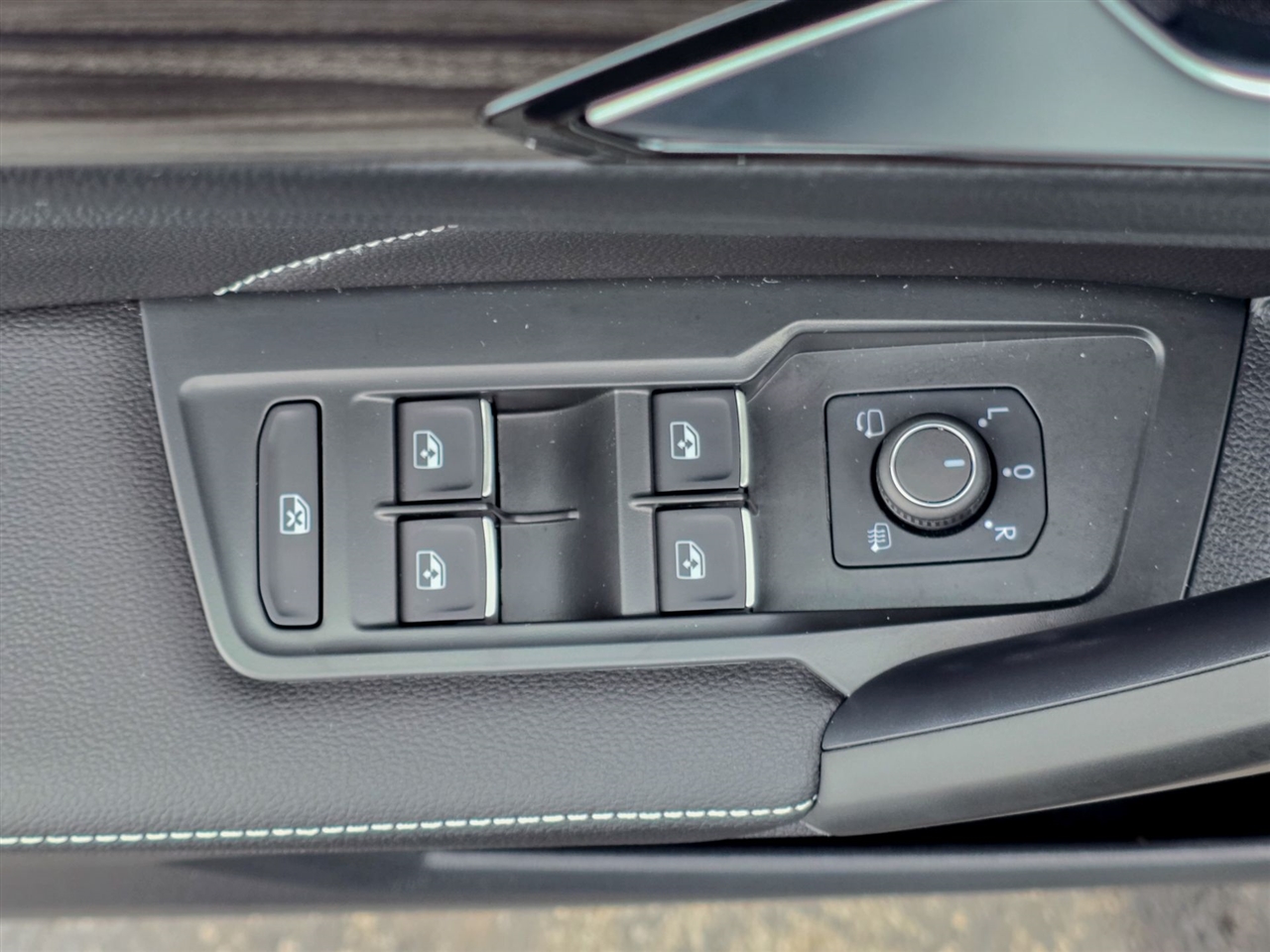 Volkswagen Tiguan  2024