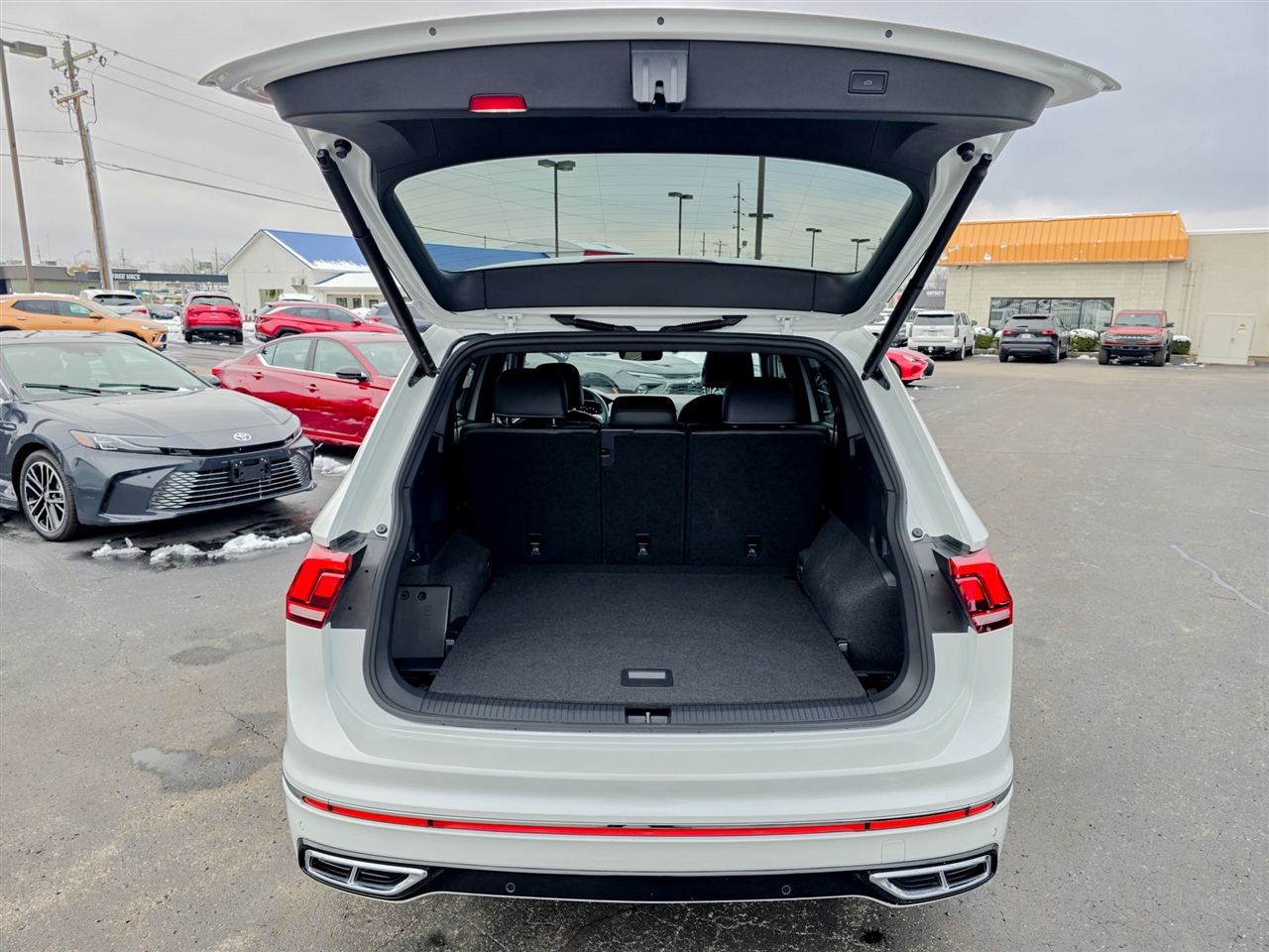 Volkswagen Tiguan  2024