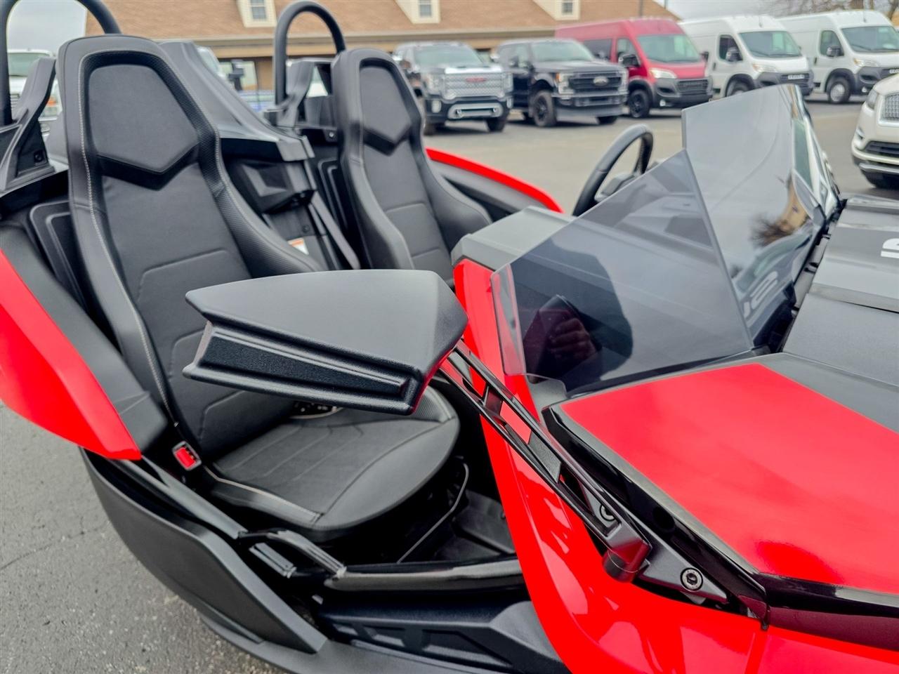 Polaris Slingshot  2024