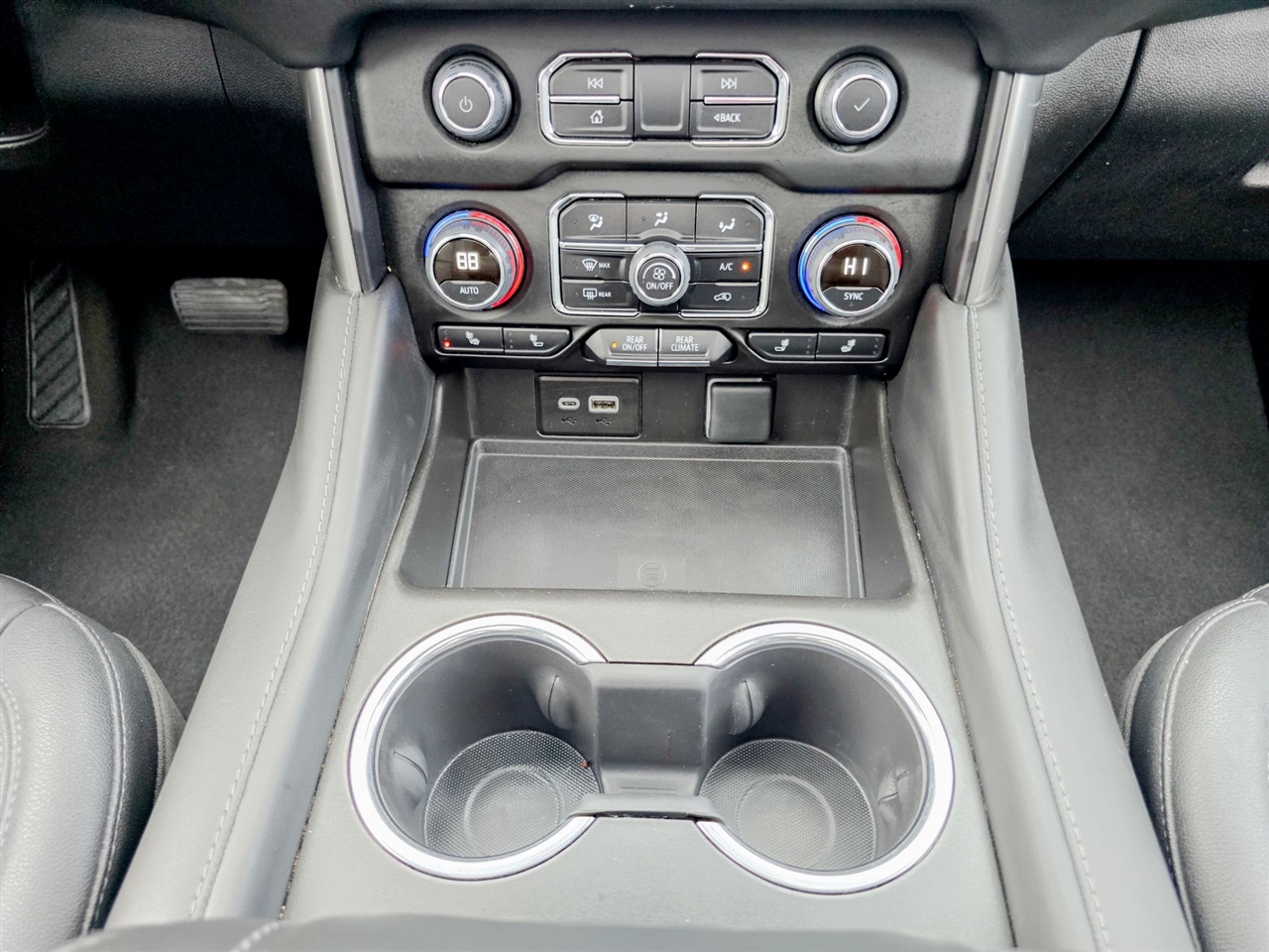 Chevrolet Tahoe  2023