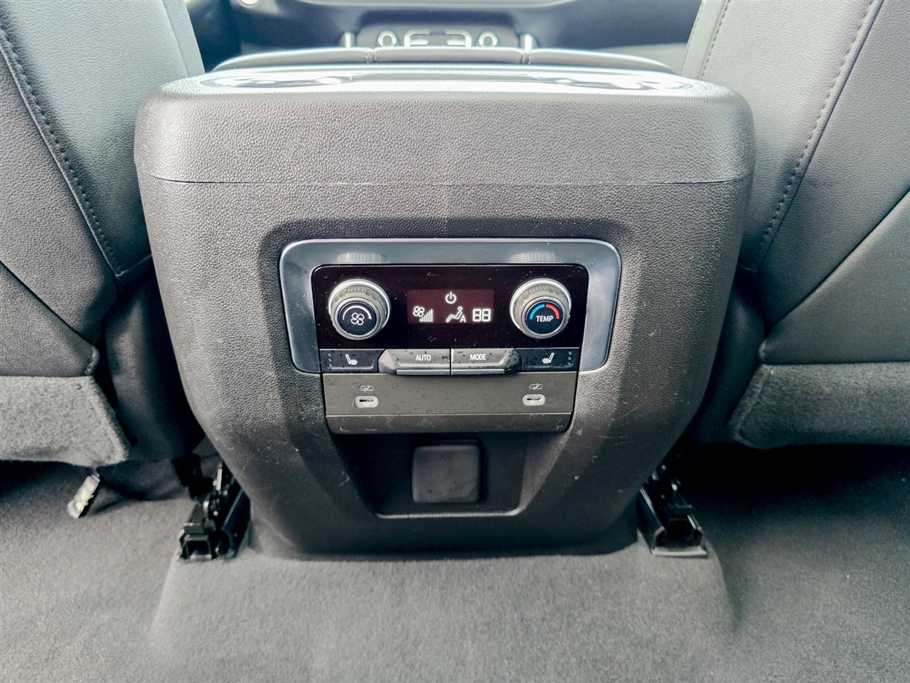 Chevrolet Tahoe  2023