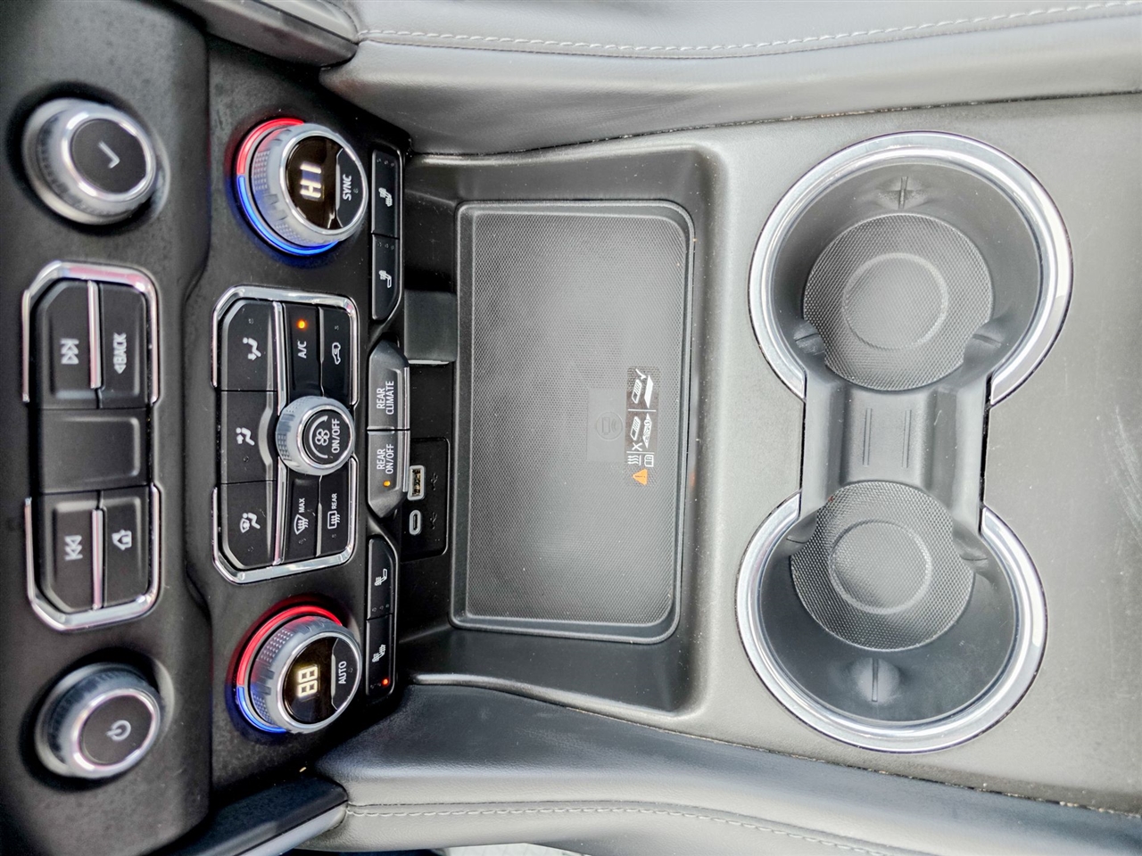 Chevrolet Tahoe  2023