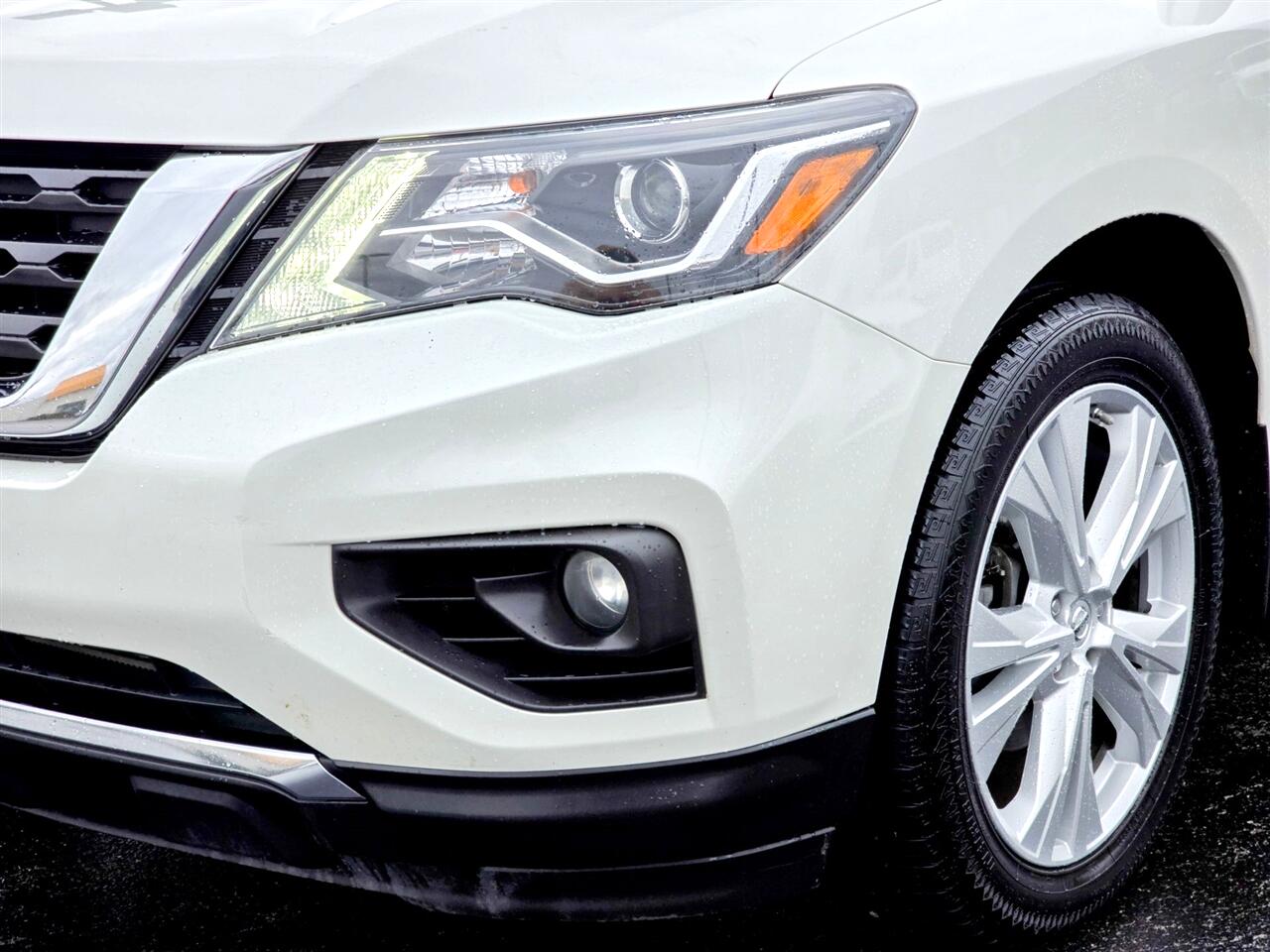 Nissan Pathfinder  2018