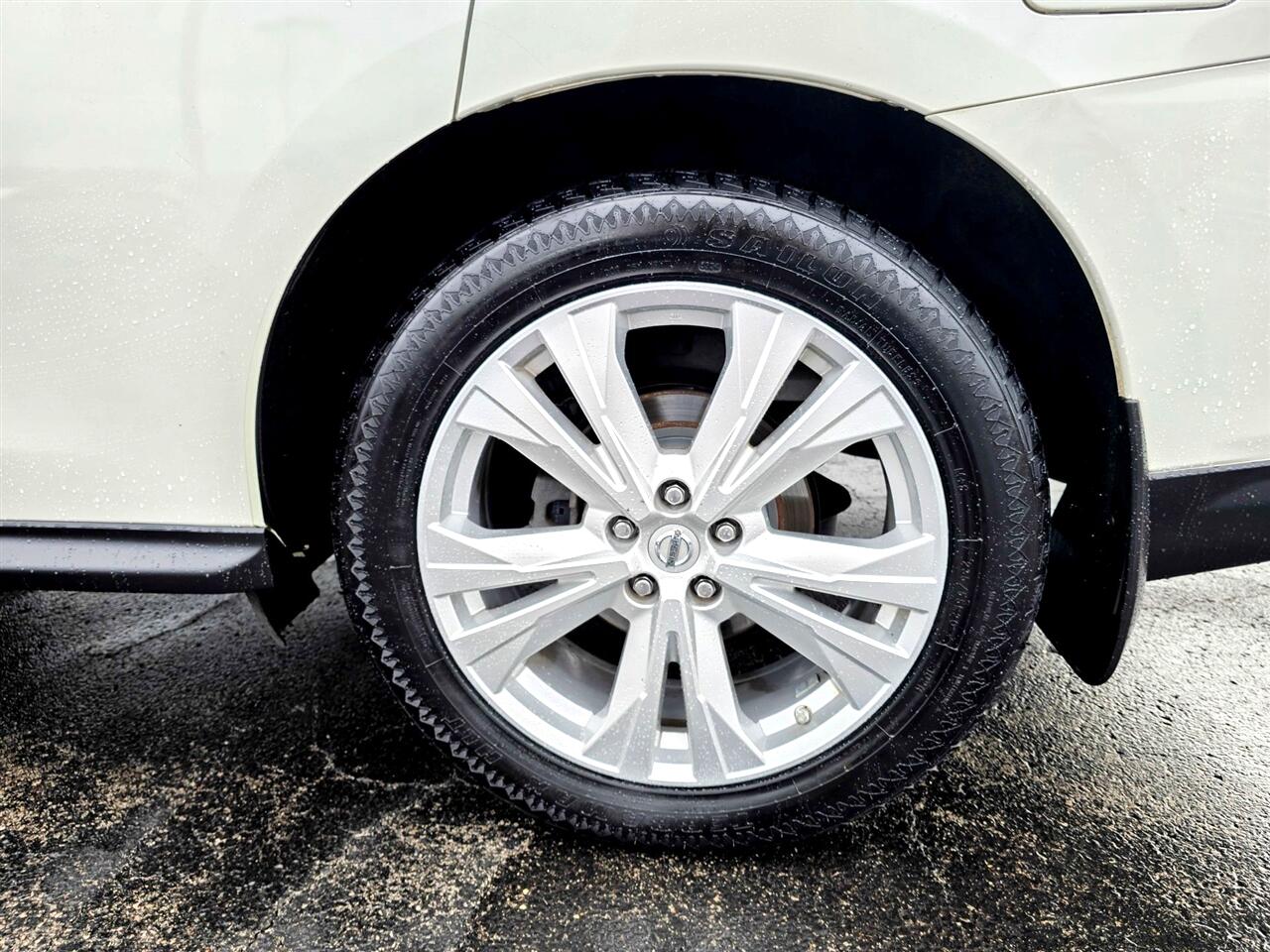 Nissan Pathfinder  2018