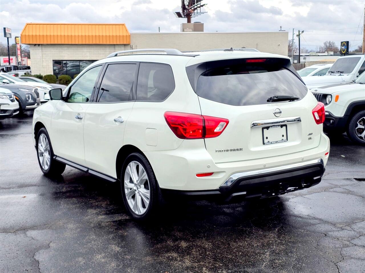 Nissan Pathfinder  2018