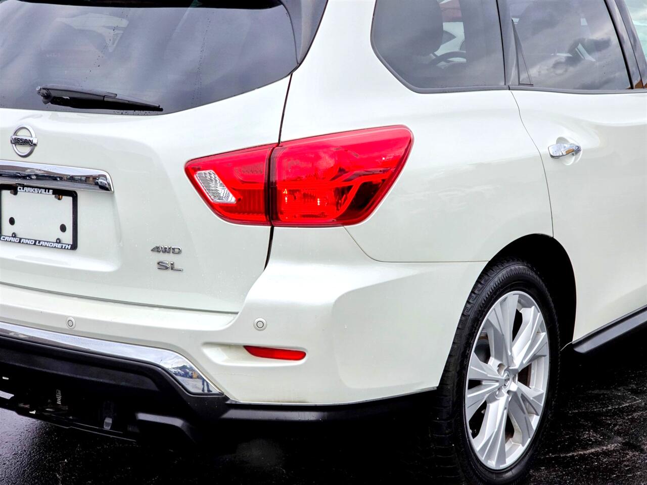 Nissan Pathfinder  2018