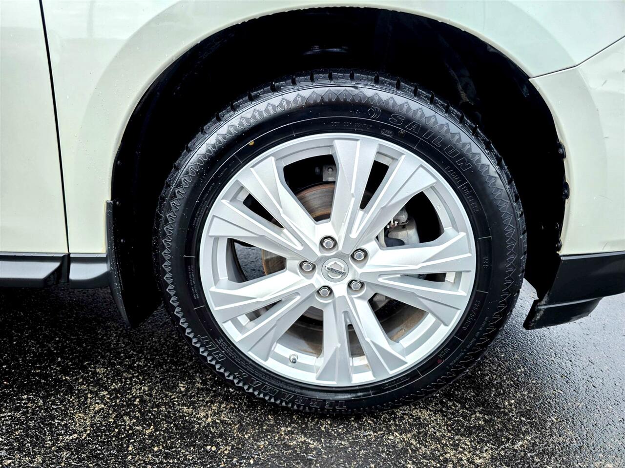 Nissan Pathfinder  2018