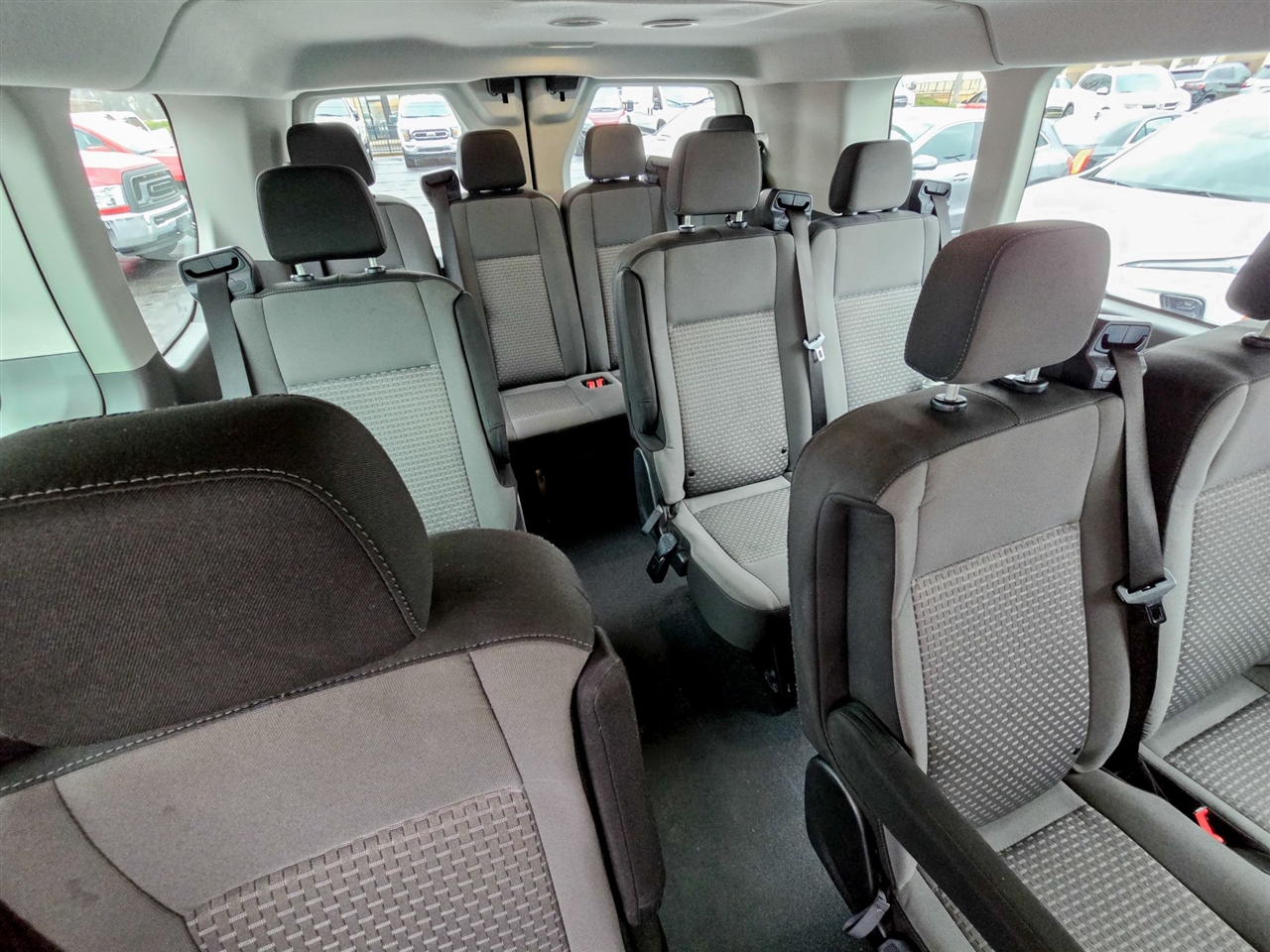 Ford Transit Passenger Wagon  2023