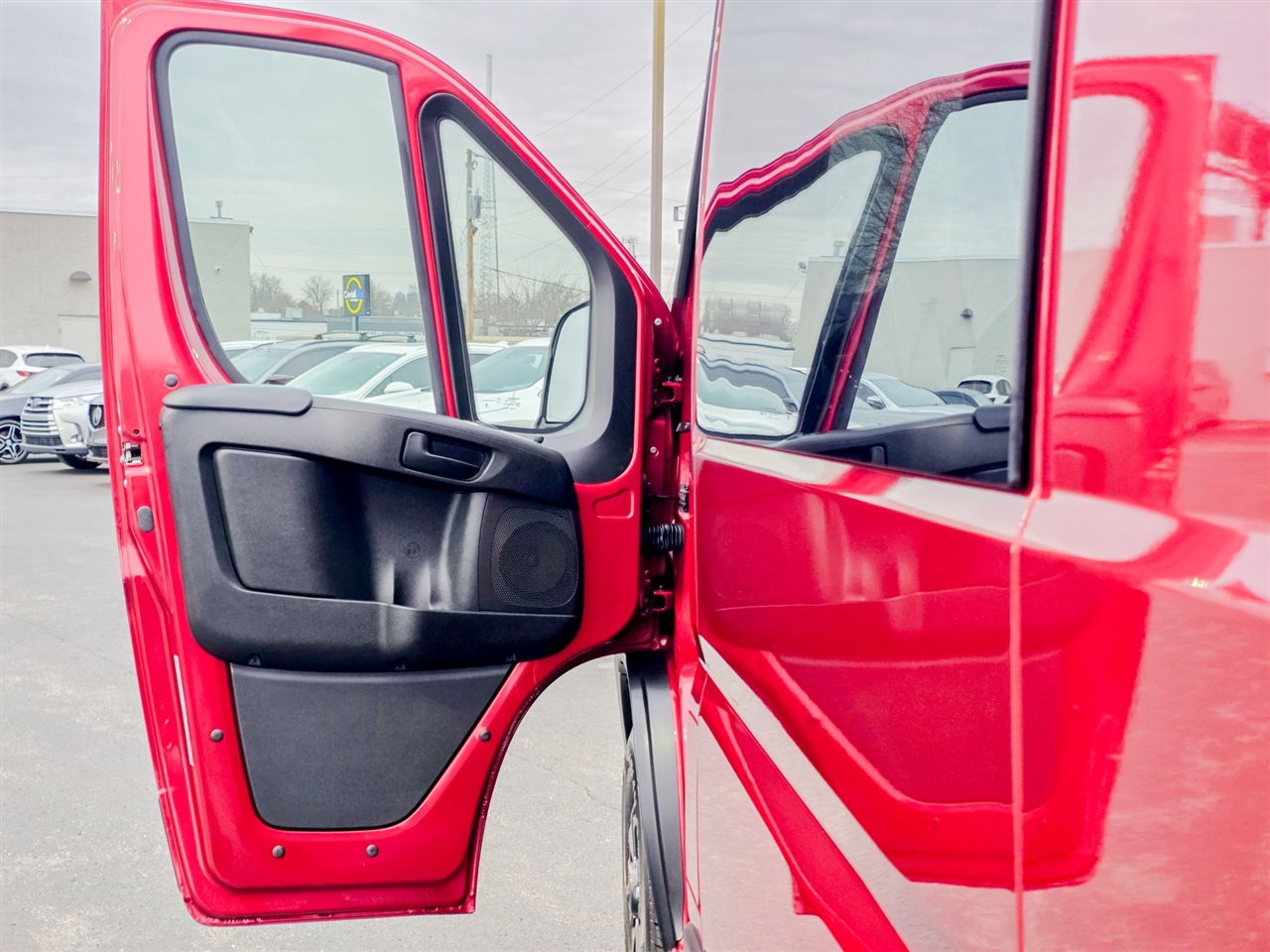 RAM ProMaster Cargo Van  2023