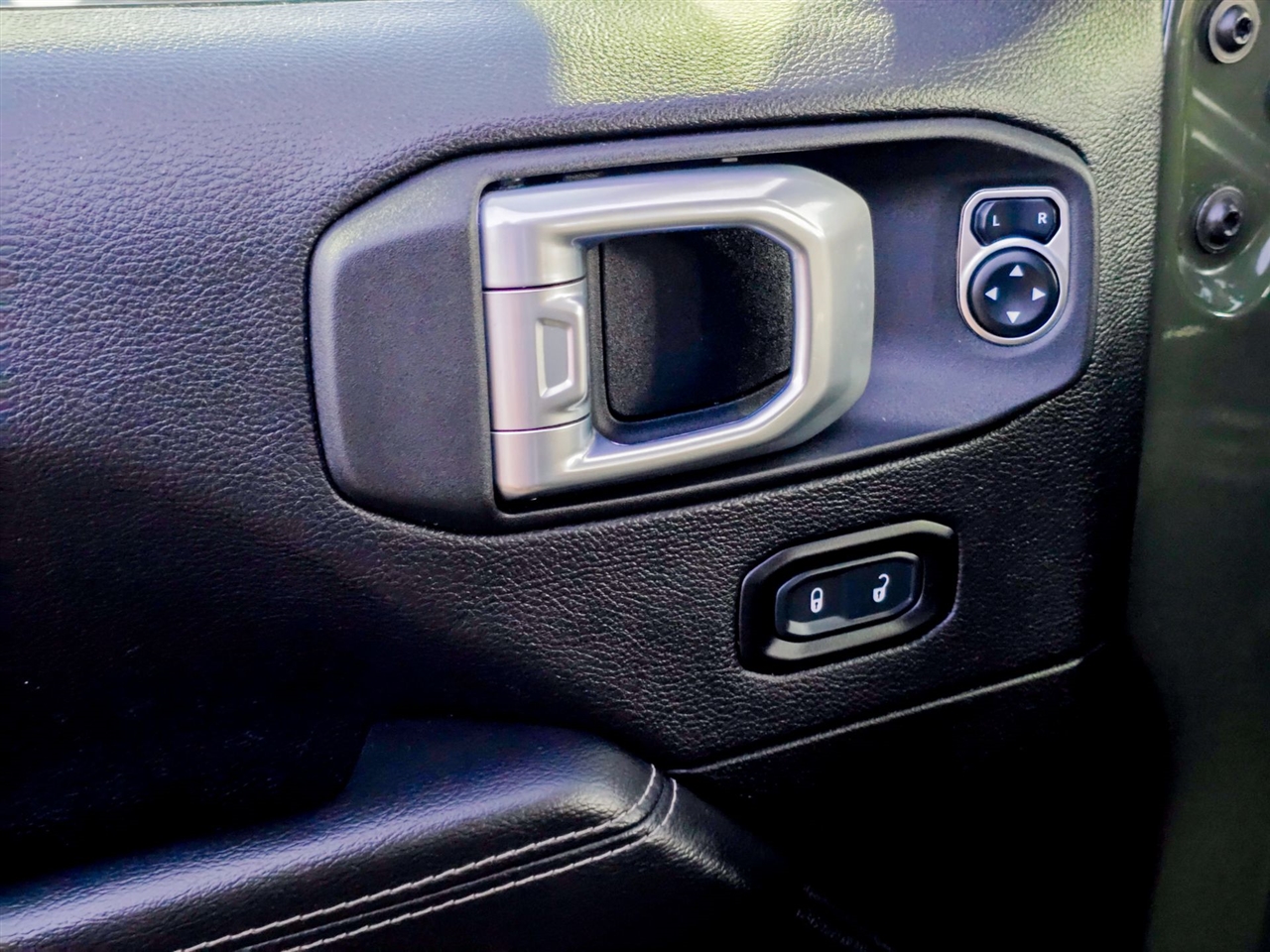 Jeep Gladiator  2021