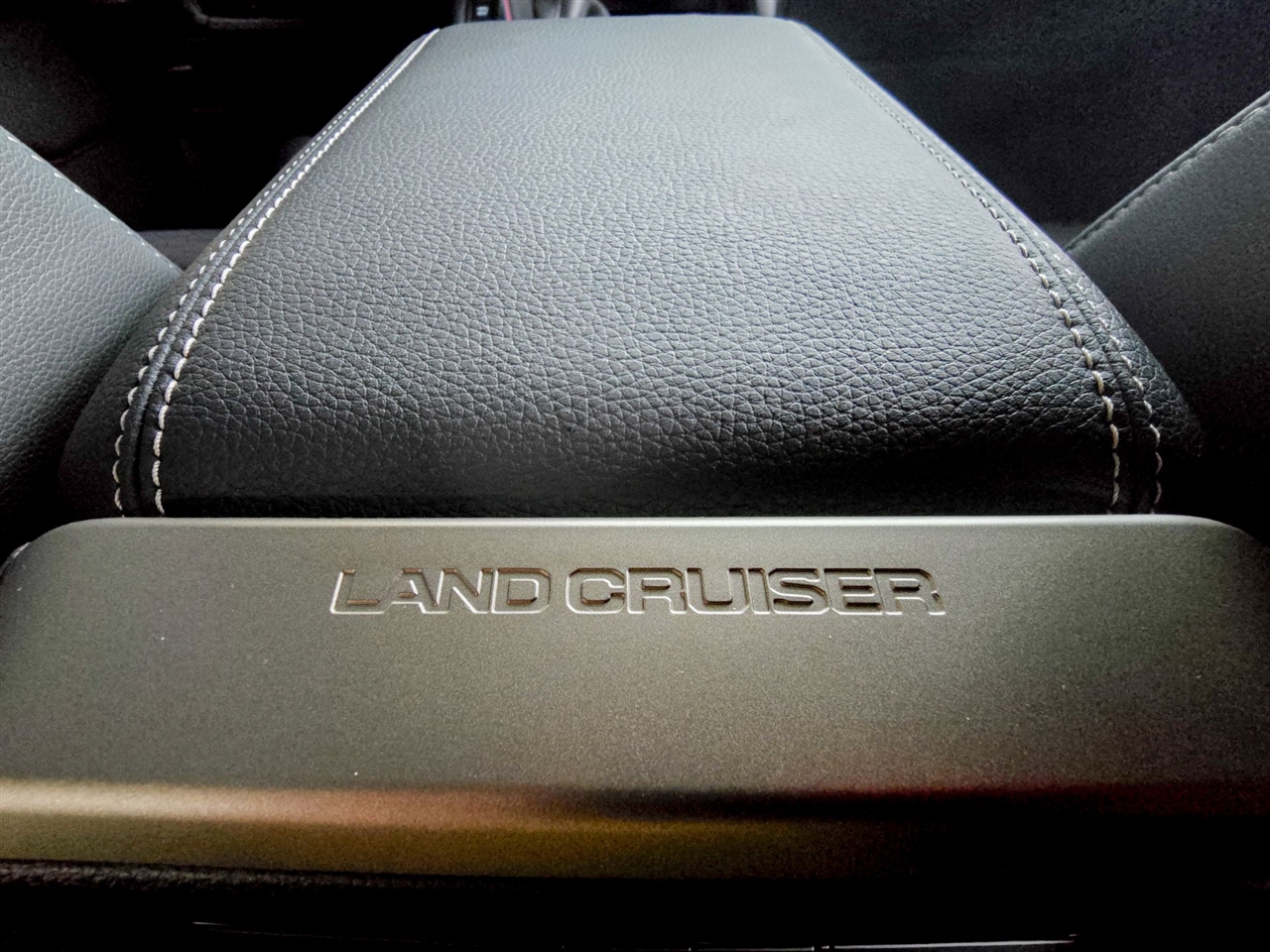 Toyota Land Cruiser  2026