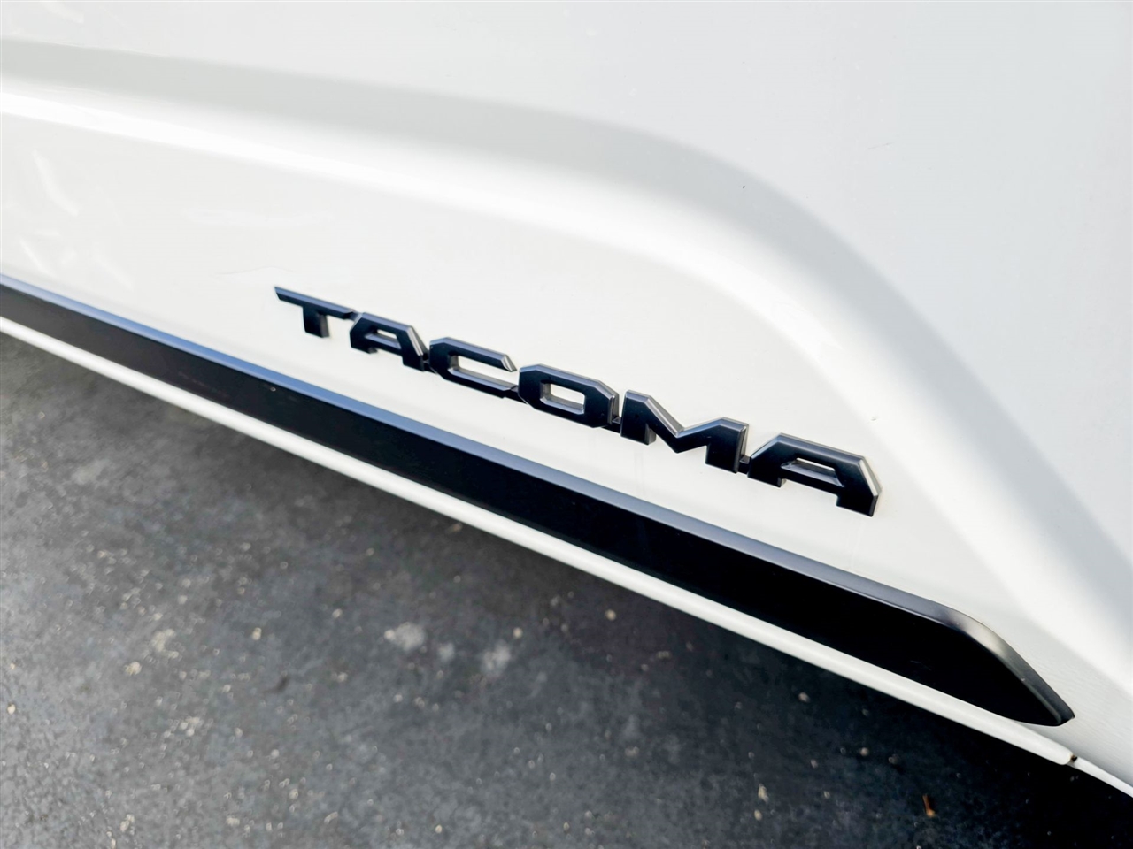 Toyota Tacoma 4WD  2024