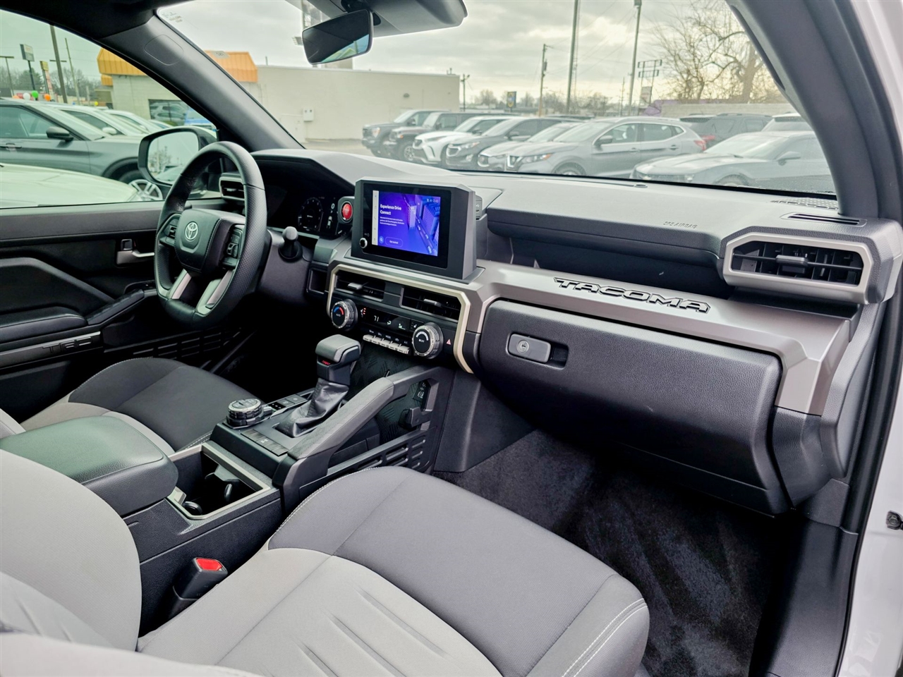 Toyota Tacoma 4WD  2024