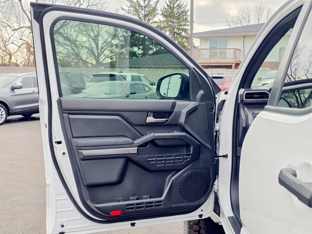 Toyota Tacoma 4WD  2024