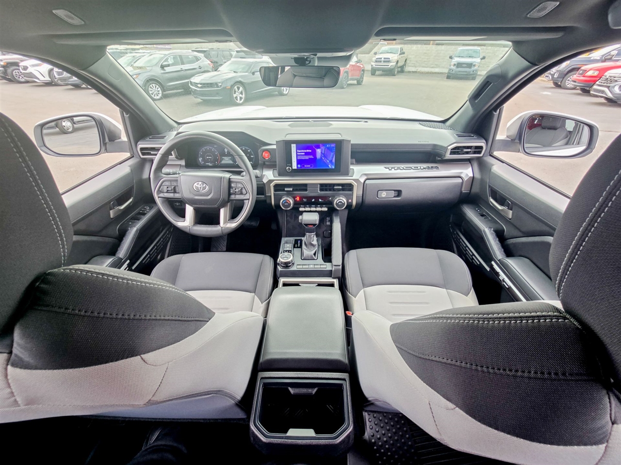 Toyota Tacoma 4WD  2024