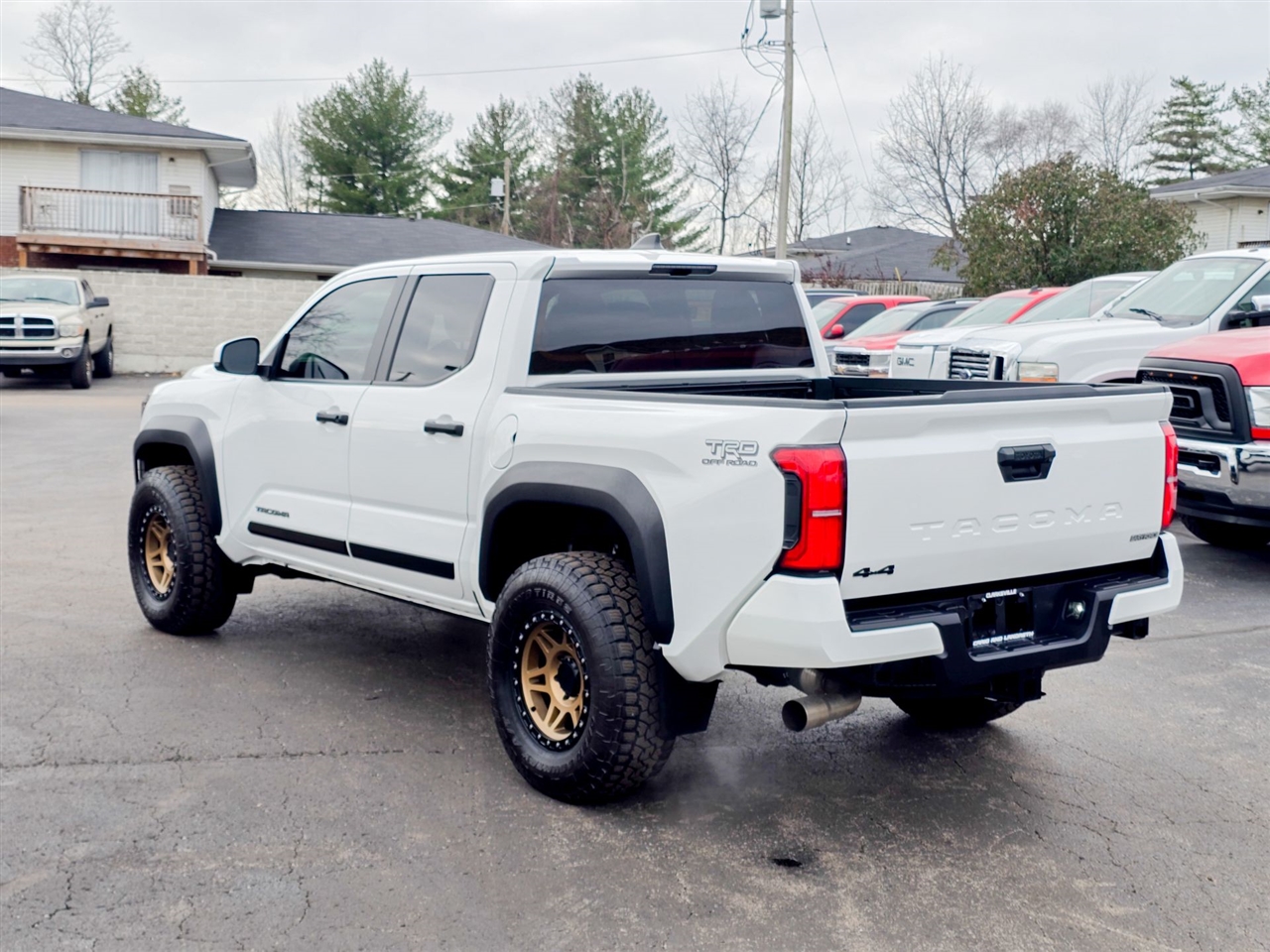 Toyota Tacoma 4WD  2024