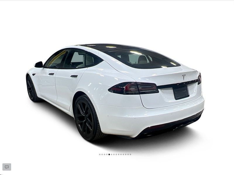 Tesla Model S  2022