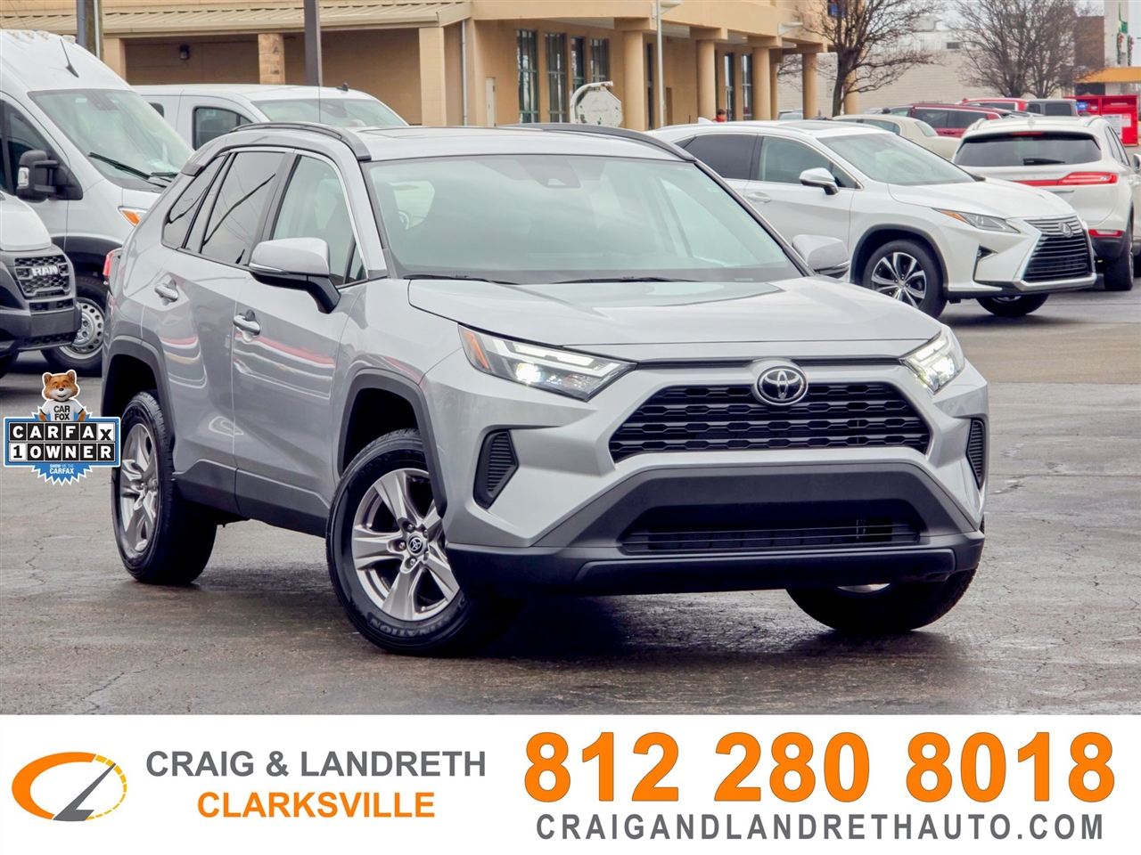 2023 Toyota RAV4 XLE's photo