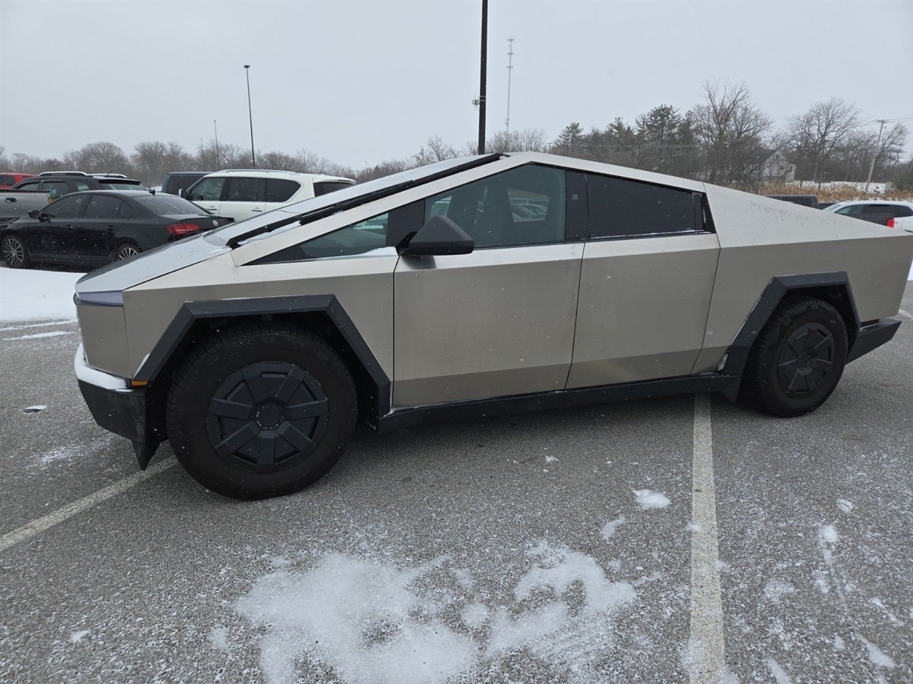 Tesla Cybertruck  2025