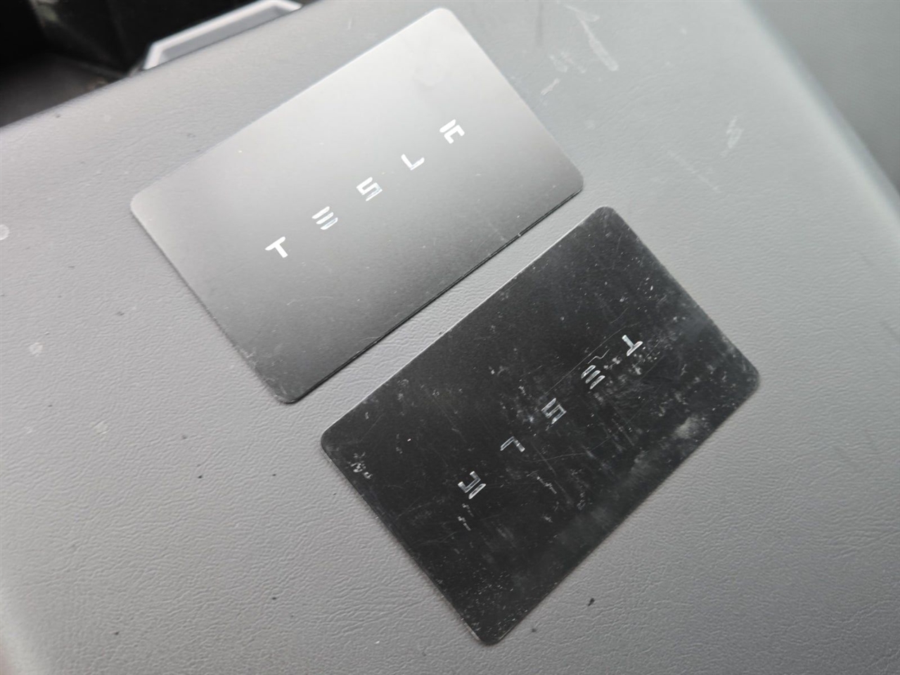 Tesla Cybertruck  2025