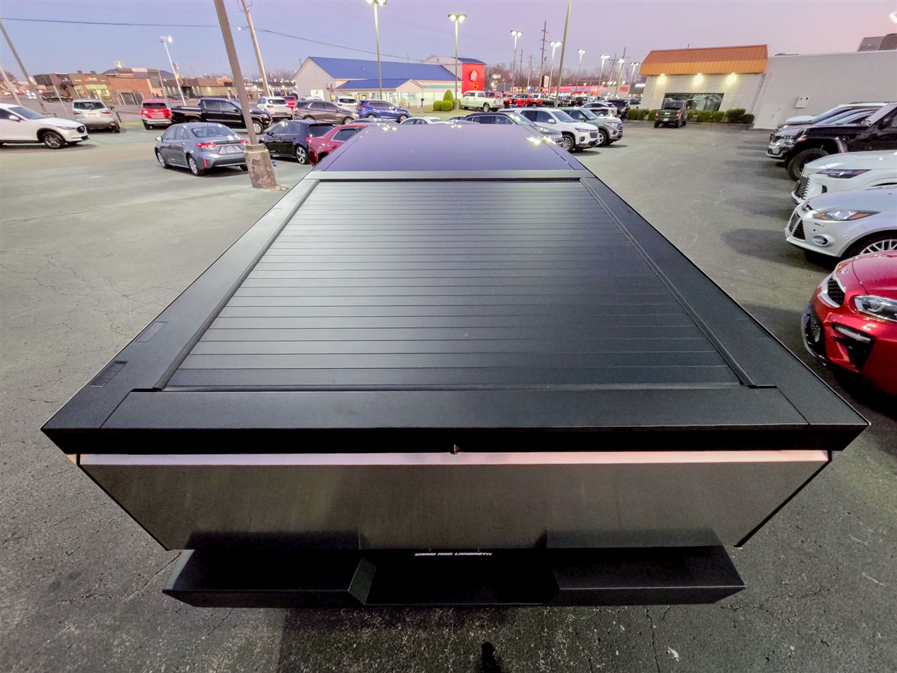 Tesla Cybertruck  2025