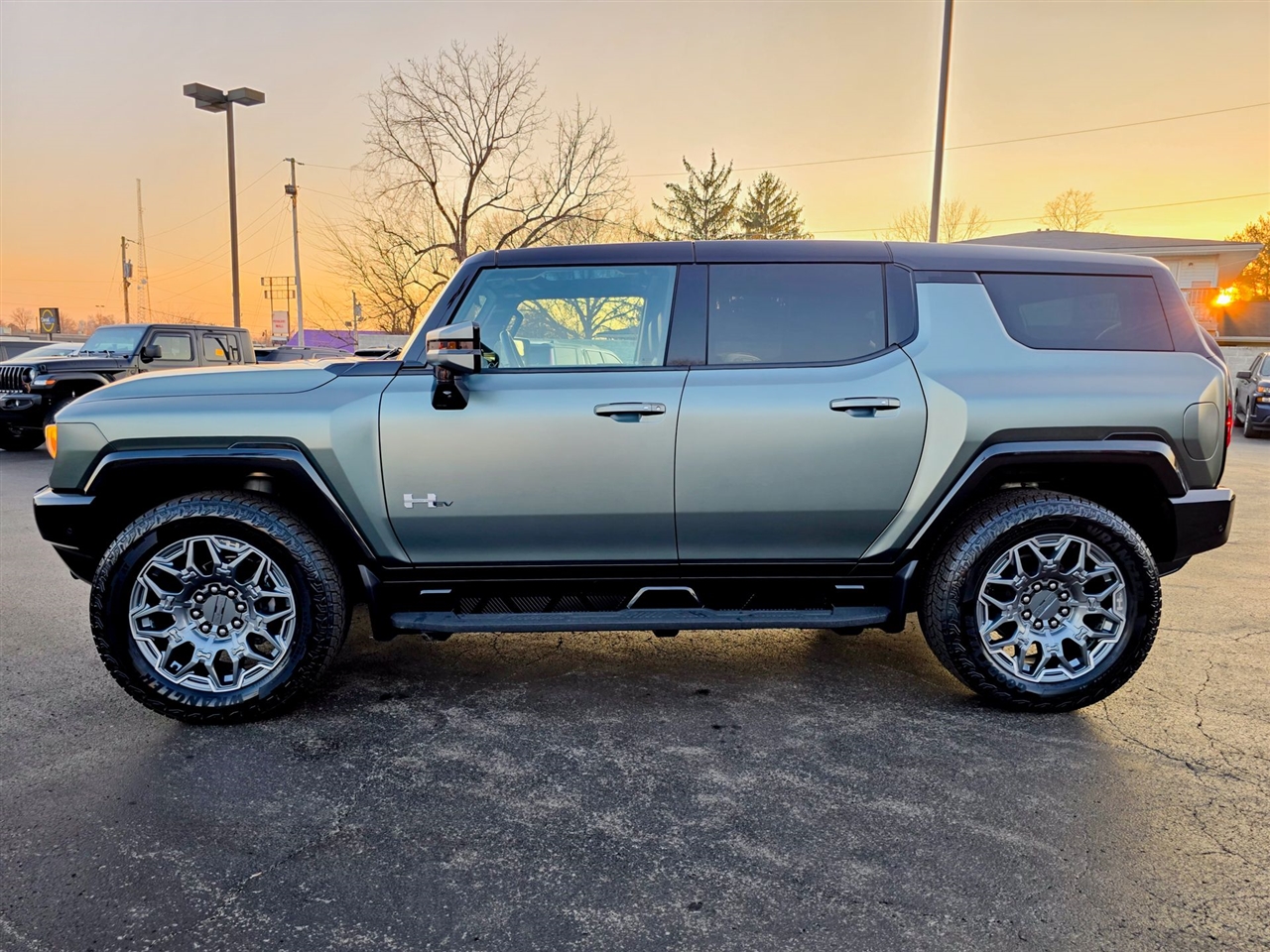 GMC HUMMER EV SUV  2024