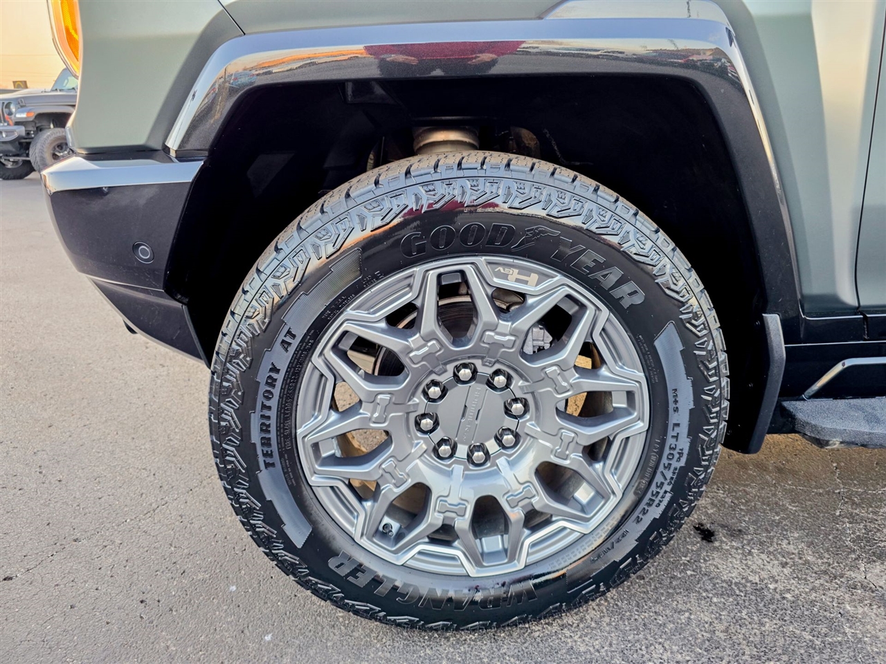 GMC HUMMER EV SUV  2024