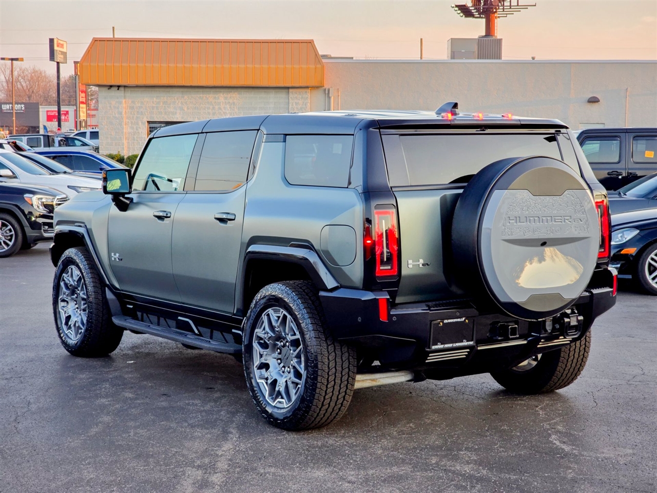 GMC HUMMER EV SUV  2024