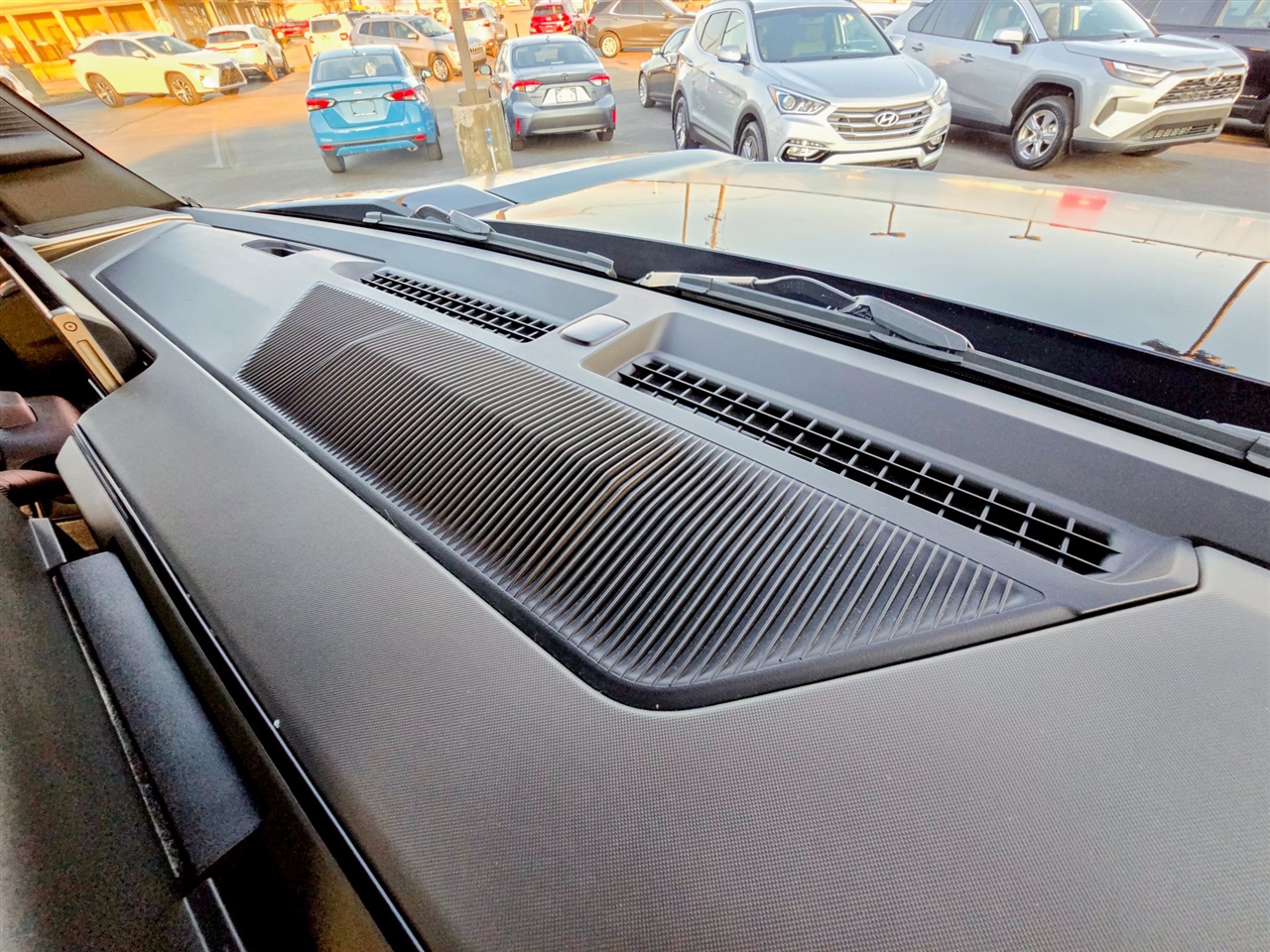 GMC HUMMER EV SUV  2024