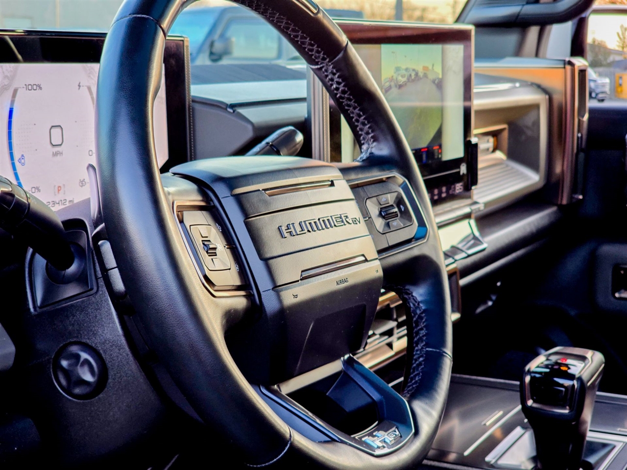 GMC HUMMER EV SUV  2024