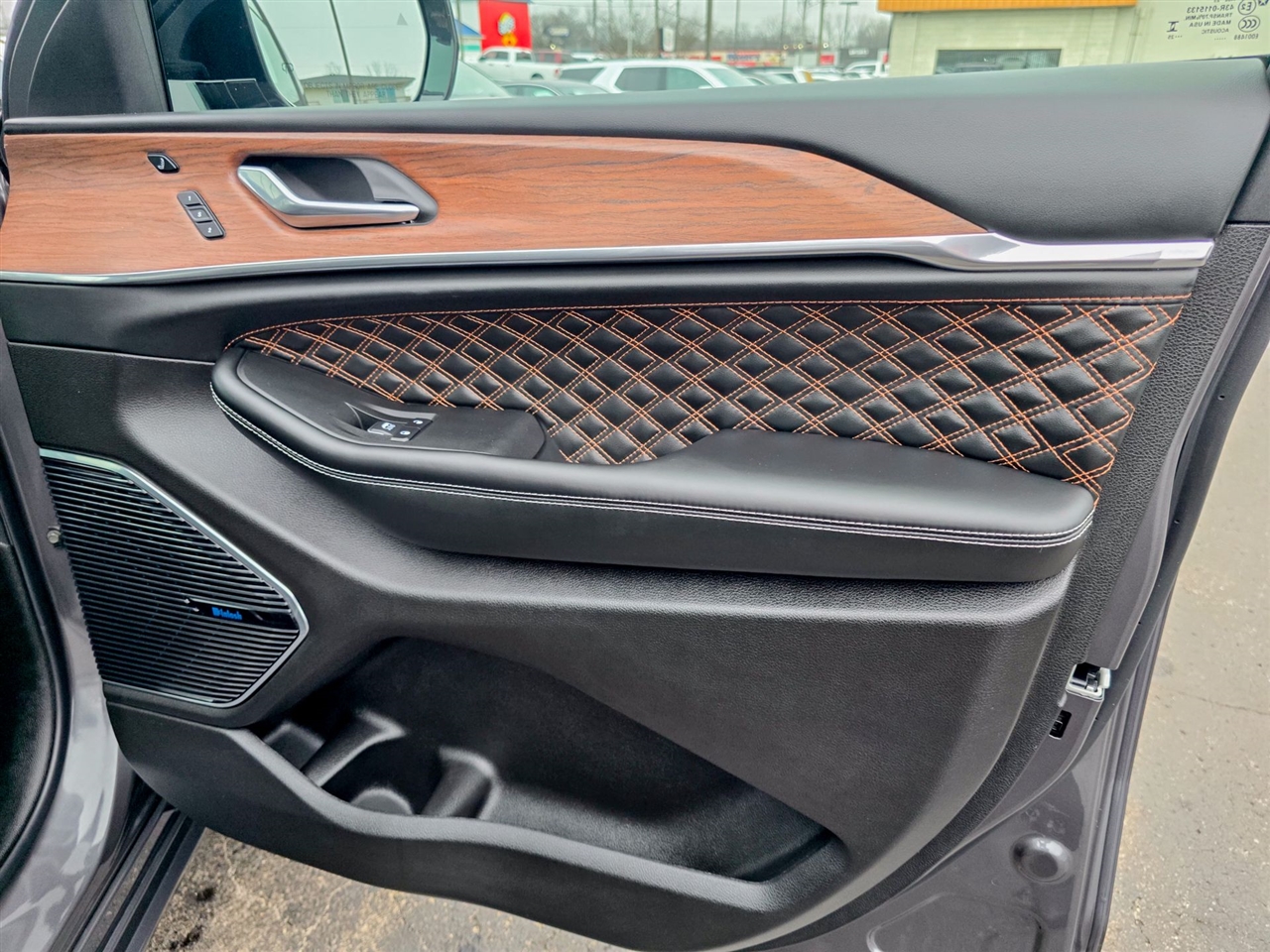 Jeep Grand Cherokee  2025