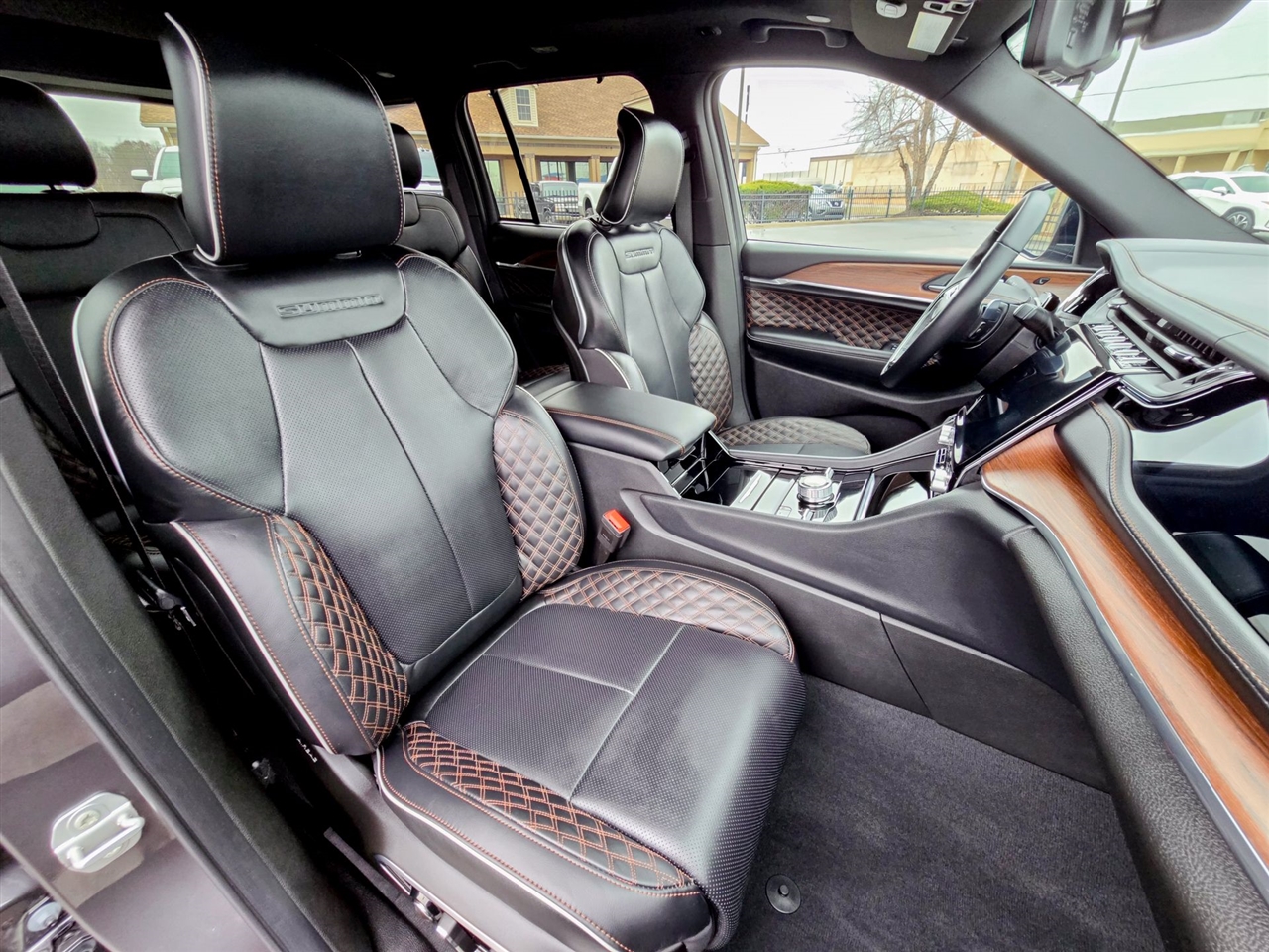 Jeep Grand Cherokee  2025