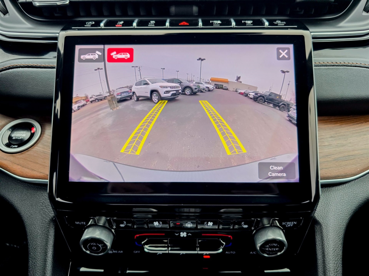 Jeep Grand Cherokee  2025