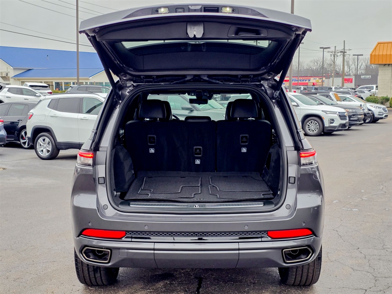 Jeep Grand Cherokee  2025