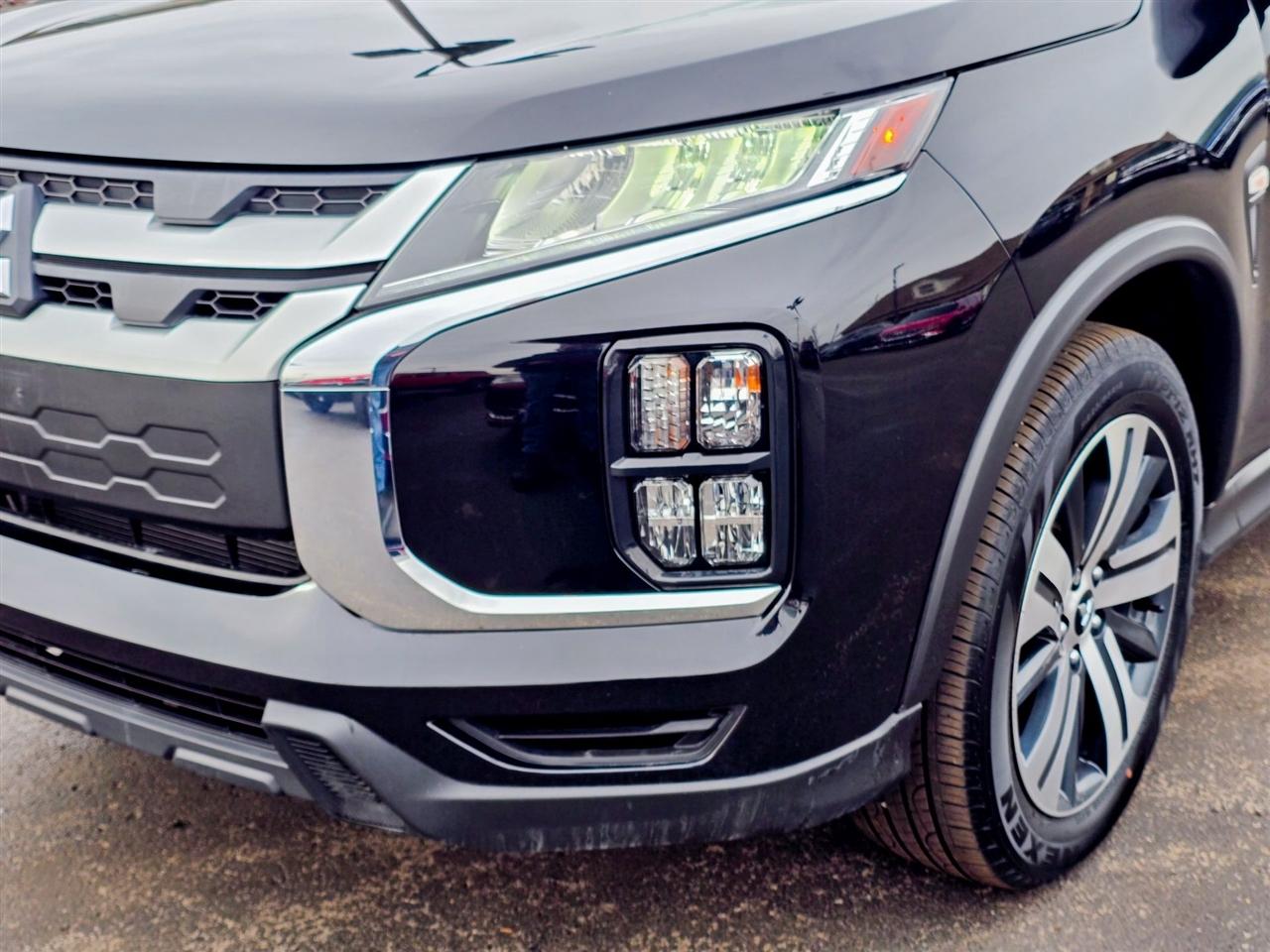 Mitsubishi Outlander Sport  2024