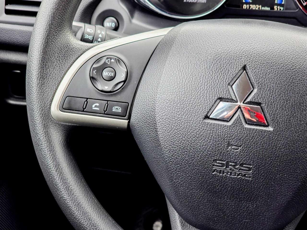 Mitsubishi Outlander Sport  2024