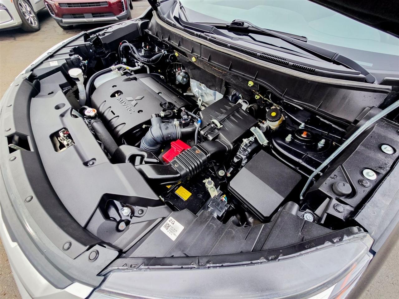 Mitsubishi Outlander Sport  2024