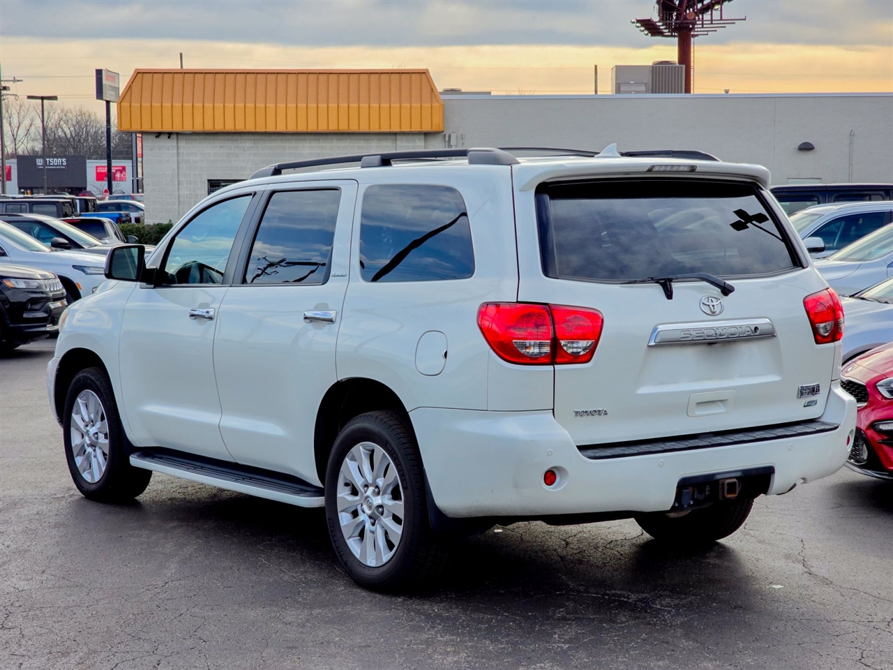 Toyota Sequoia  2010