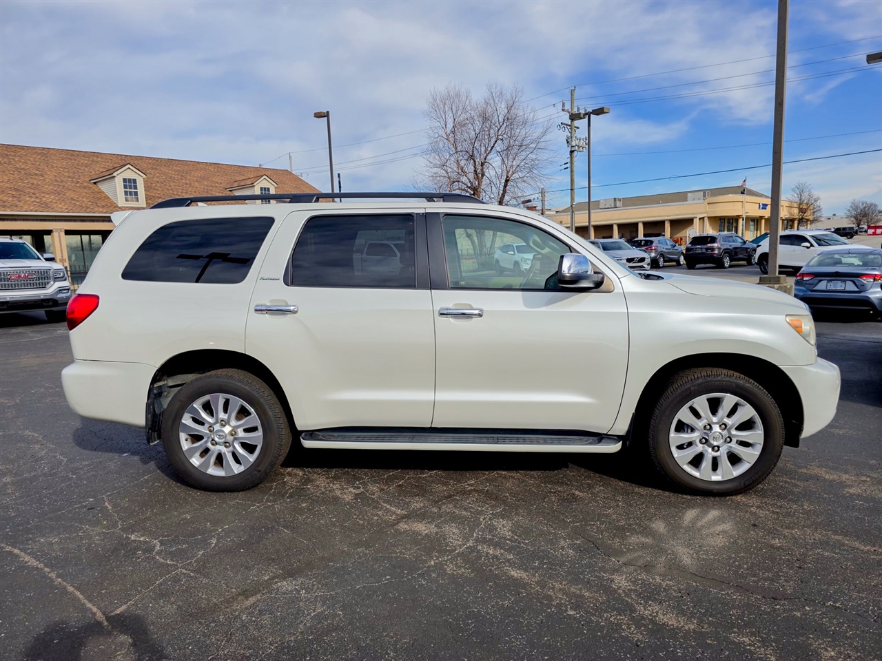 Toyota Sequoia  2010