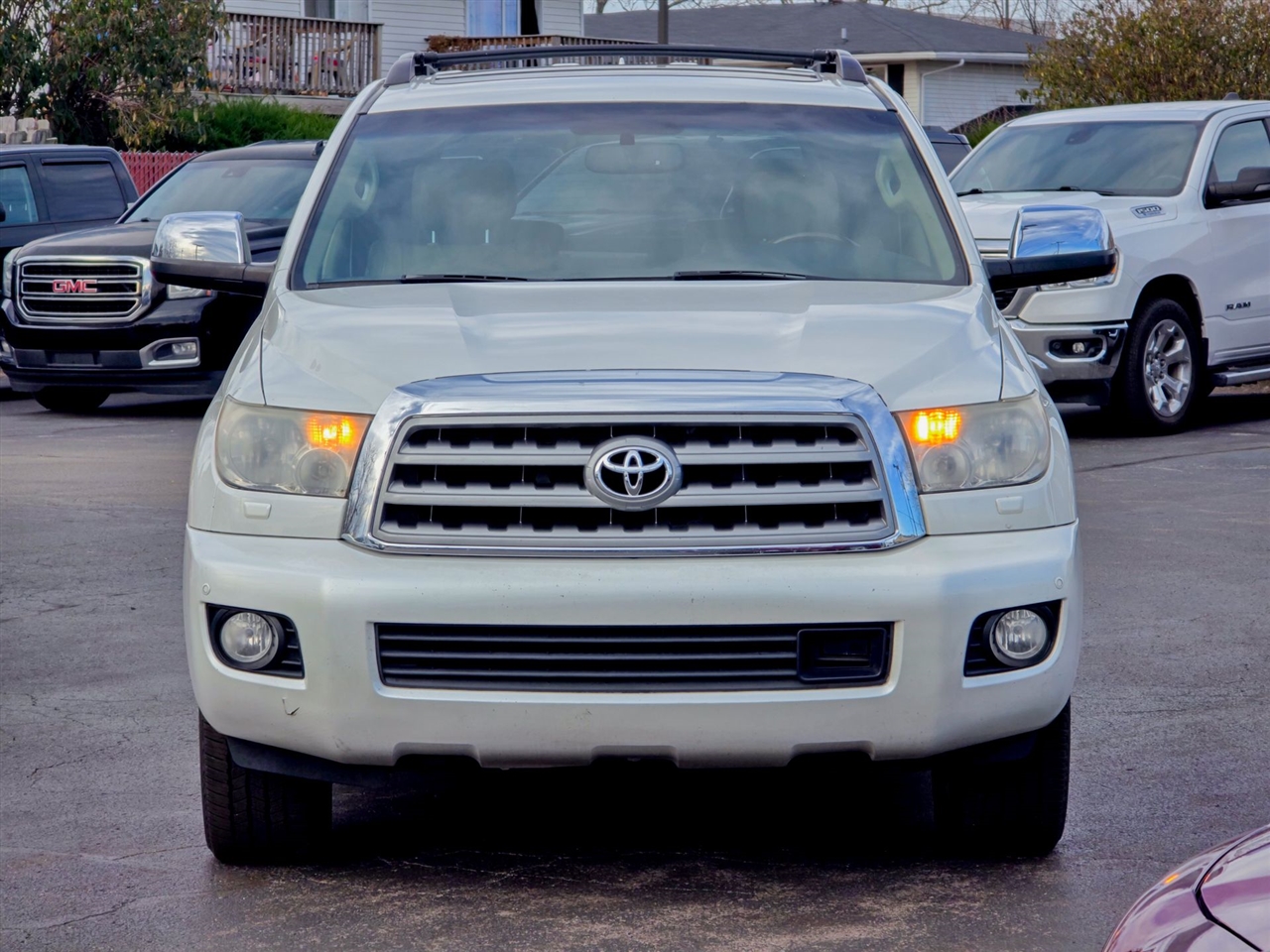 Toyota Sequoia  2010