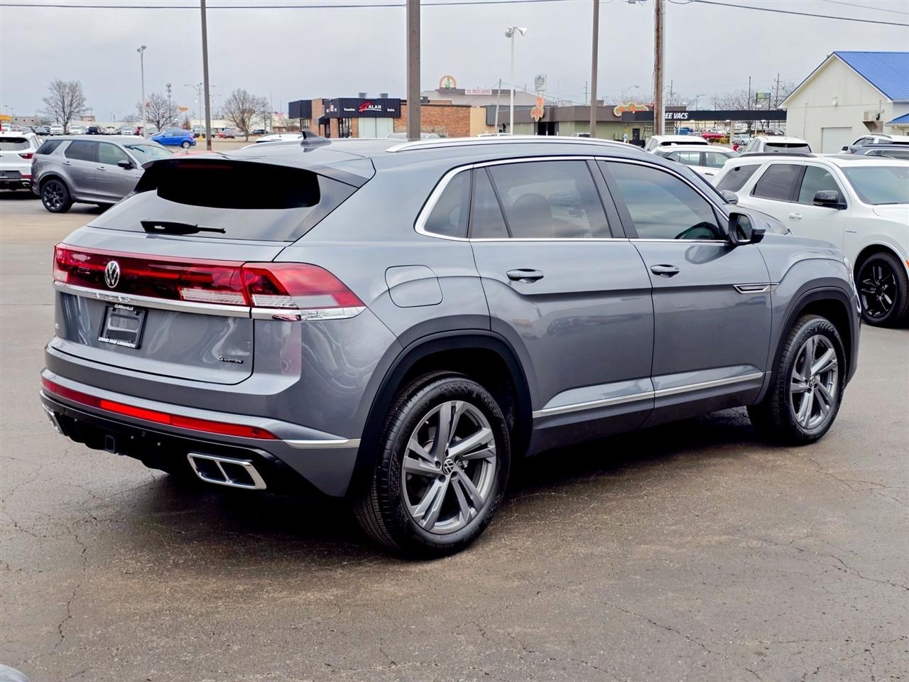 Volkswagen Atlas Cross Sport  2024