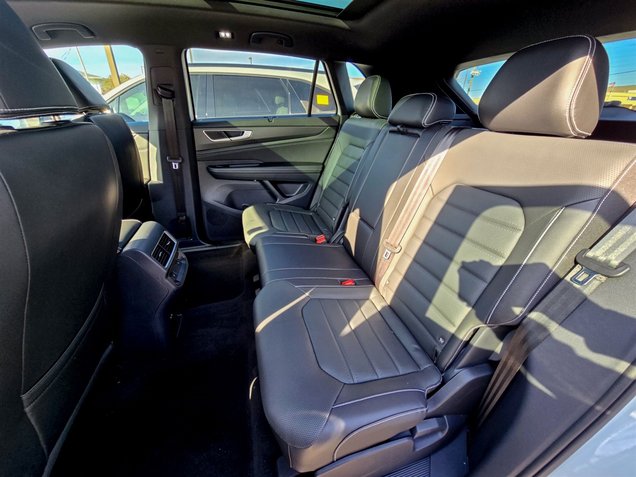 Volkswagen Atlas Cross Sport  2024