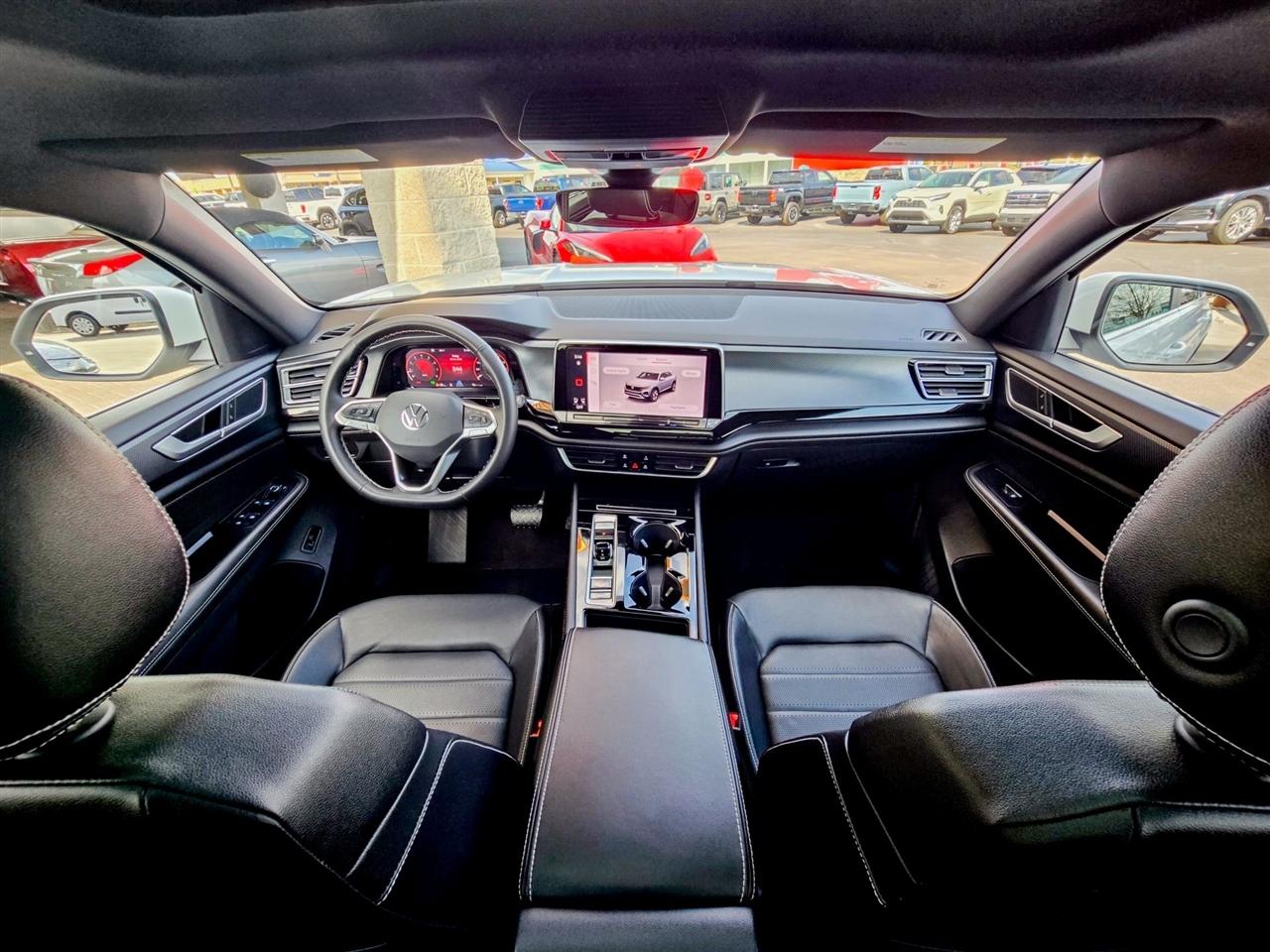 Volkswagen Atlas Cross Sport  2024