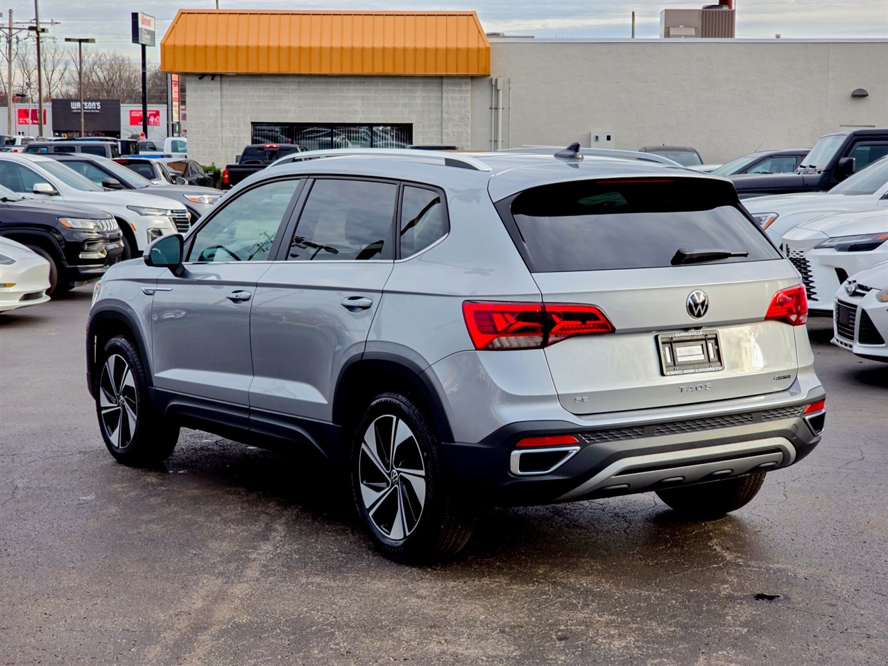 Volkswagen Taos  2024